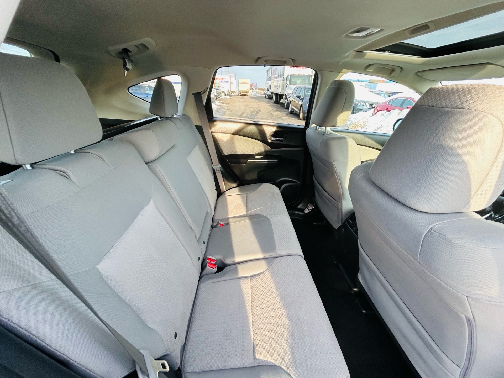 /hakimautosale/2016-Honda-CR-V-1365085349490236.jpg
