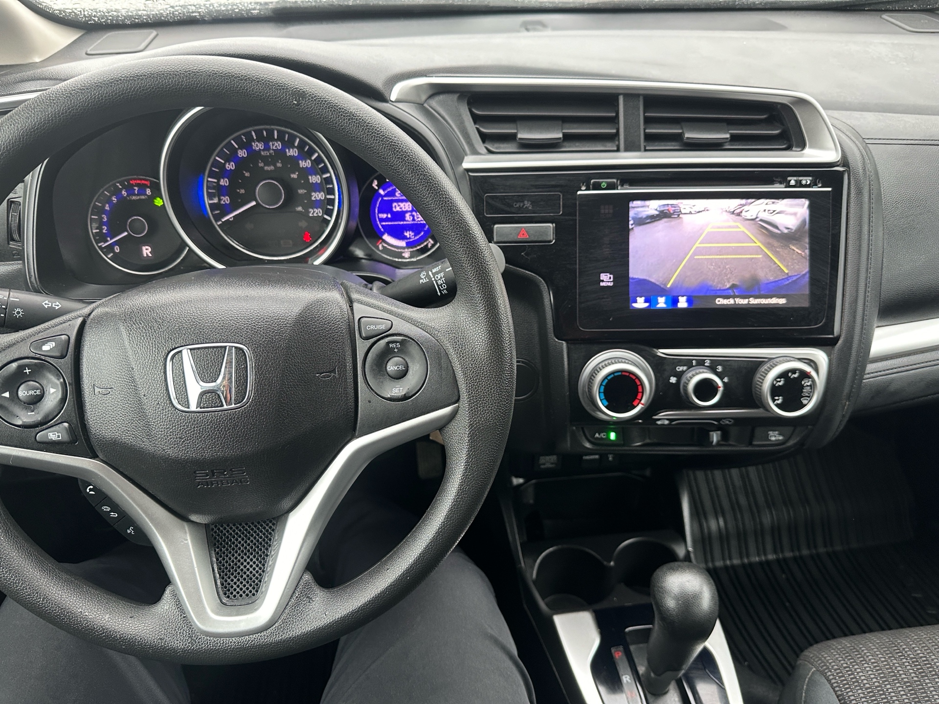 /hakimautosale/2016-Honda-Fit-44992782945284904.jpg
