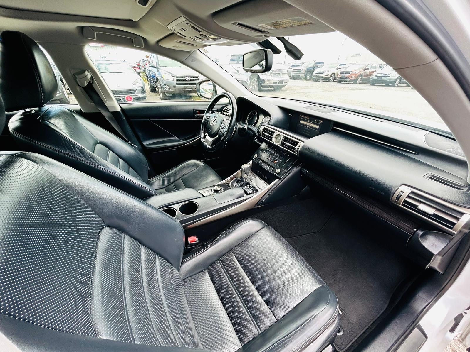 /hakimautosale/2016-Lexus-IS300-4629400883328232.jpg