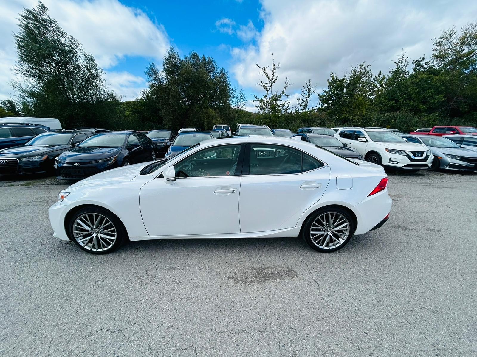/hakimautosale/2016-Lexus-IS300-46843870431668044.jpg