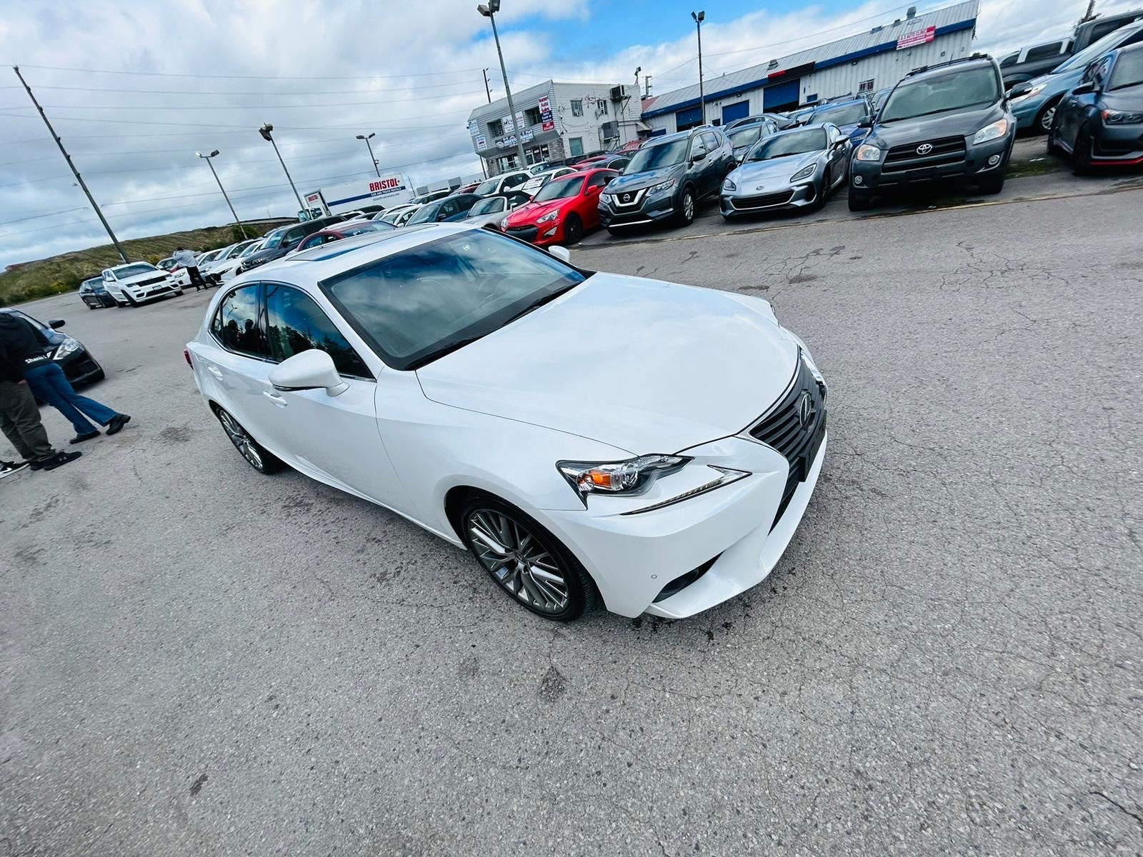 /hakimautosale/2016-Lexus-IS300-5811779905945043.jpg
