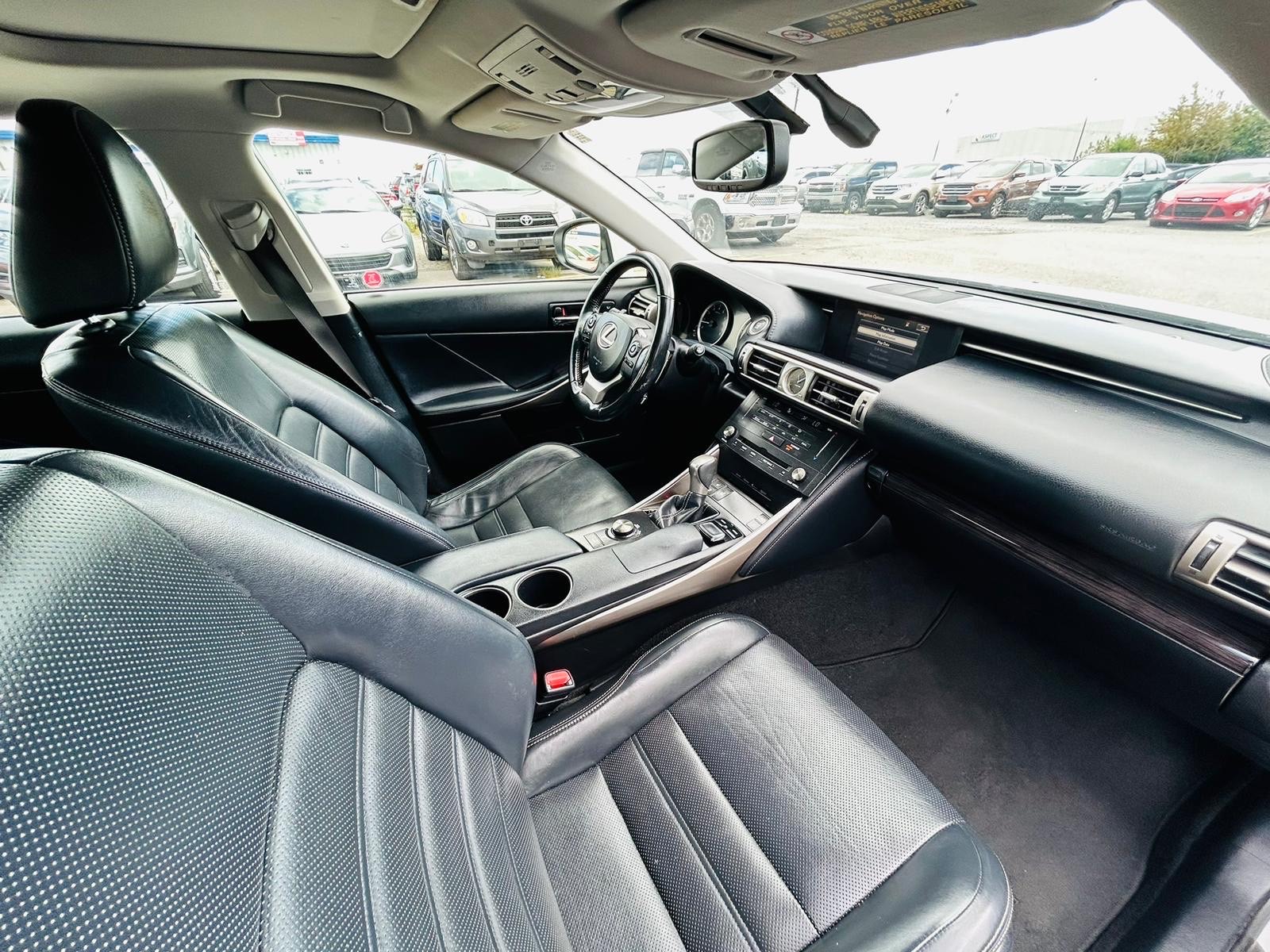 /hakimautosale/2016-Lexus-IS300-6329583646407808.jpg