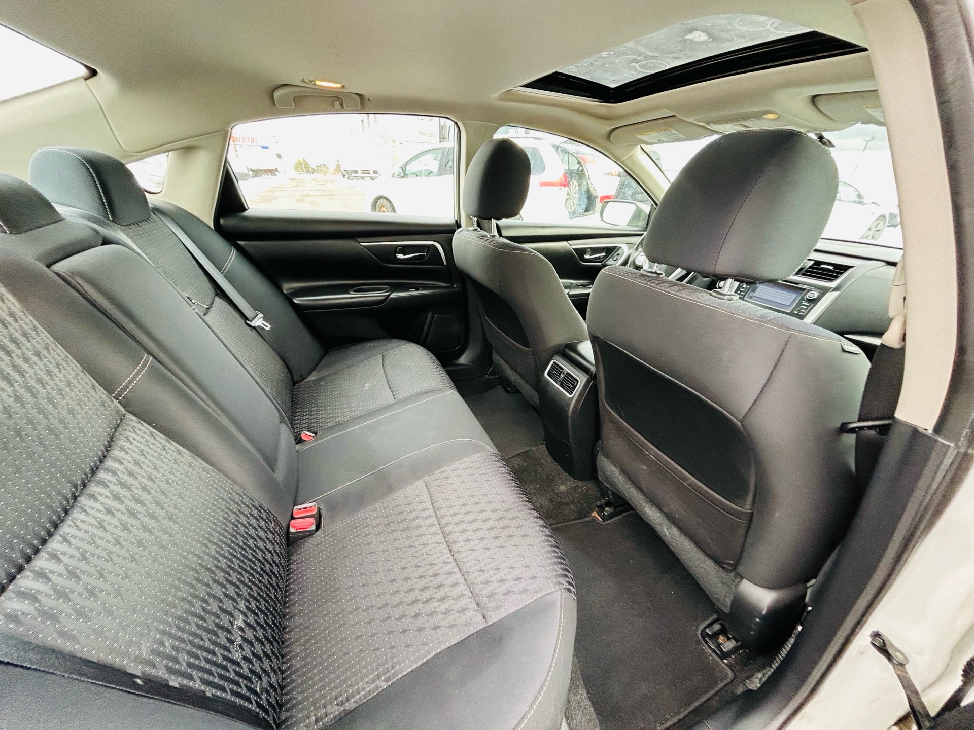 /hakimautosale/2016-Nissan-Altima-02953789362292869.jpg