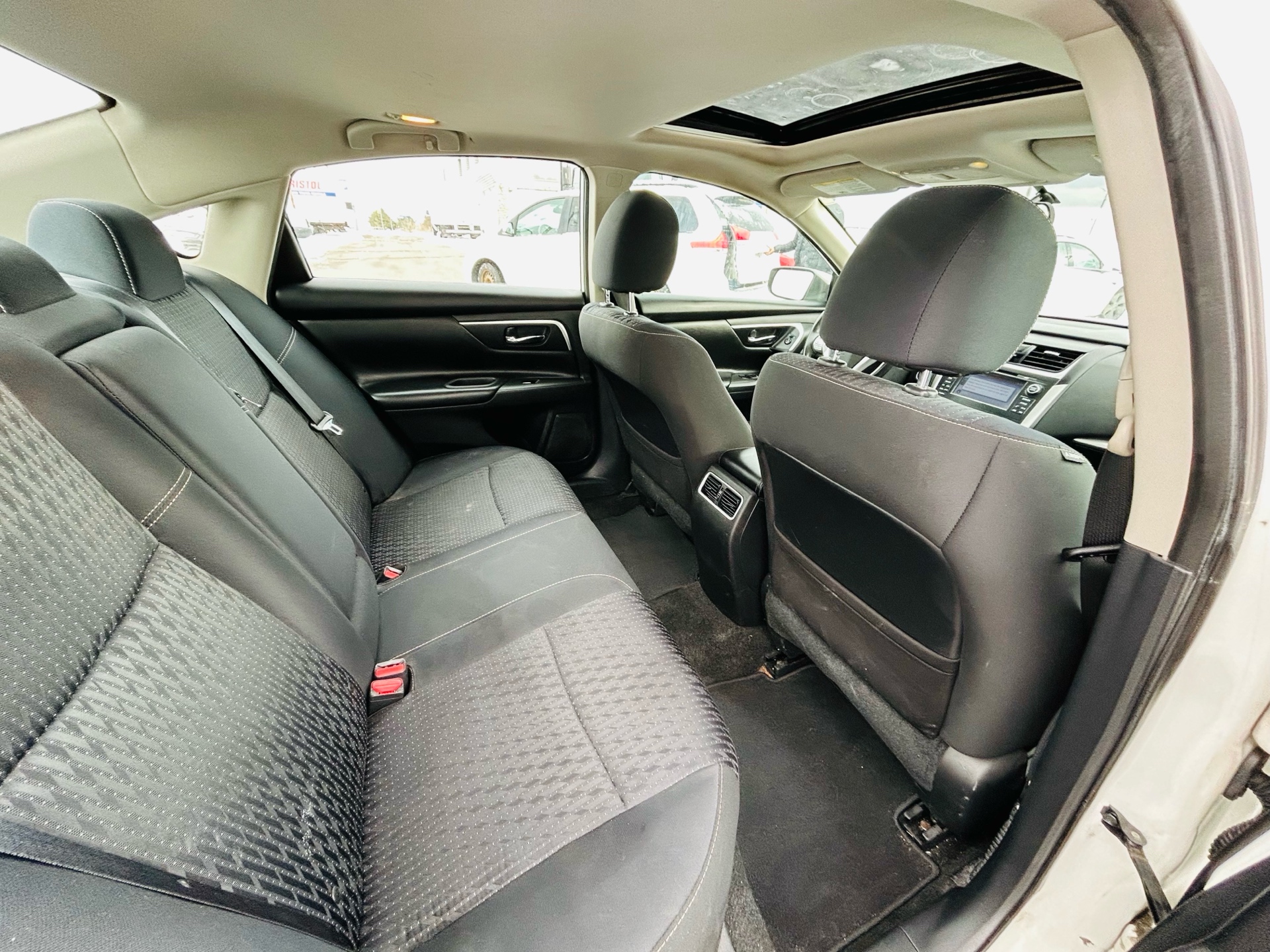 /hakimautosale/2016-Nissan-Altima-061658334414688376.jpg