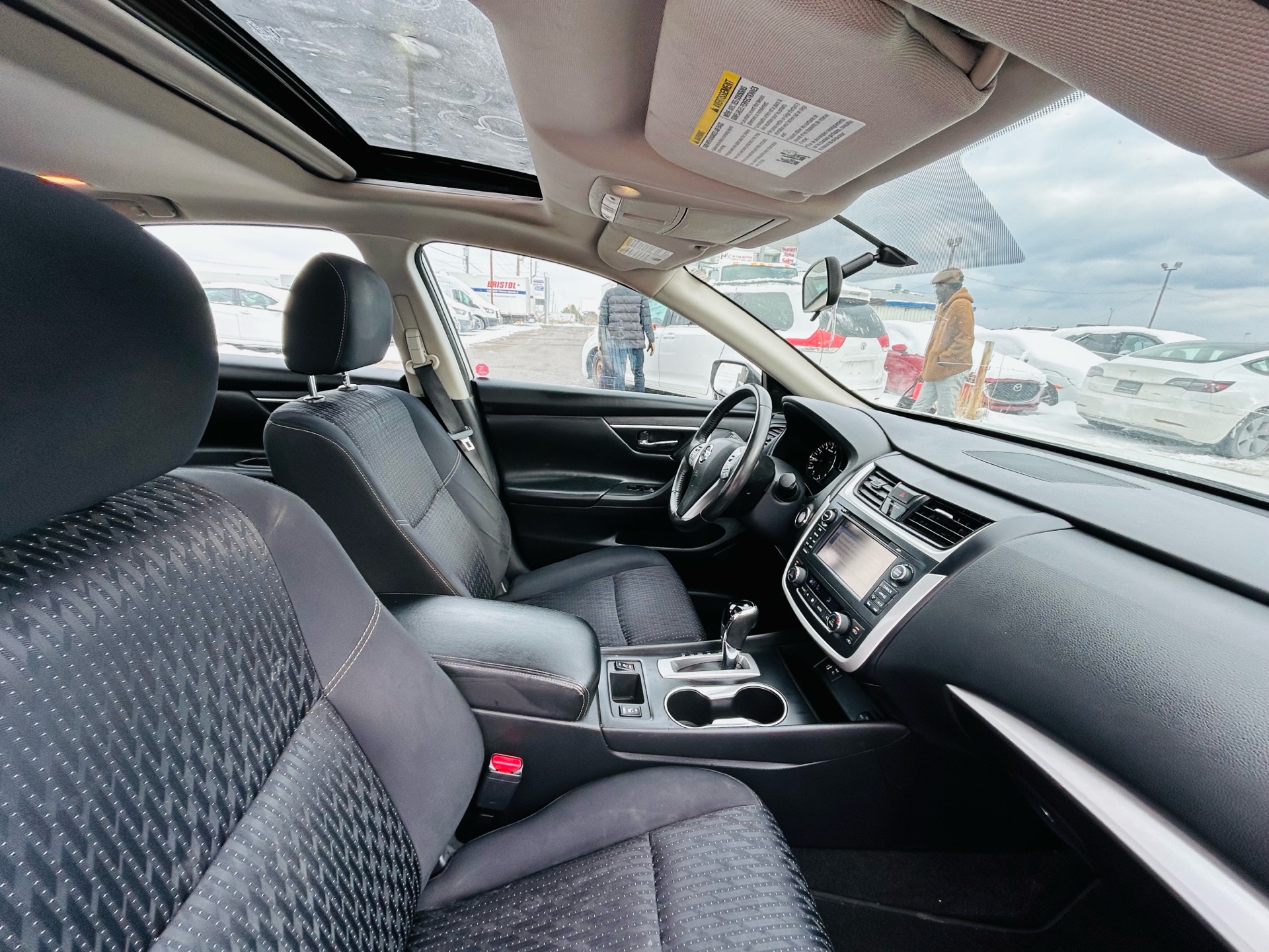 /hakimautosale/2016-Nissan-Altima-06756097812489692.jpg