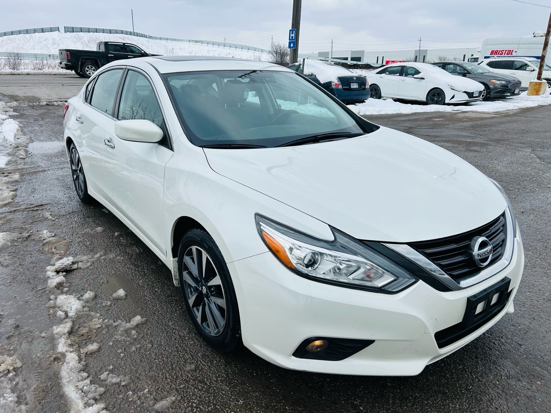 /hakimautosale/2016-Nissan-Altima-46993933825376066.jpg