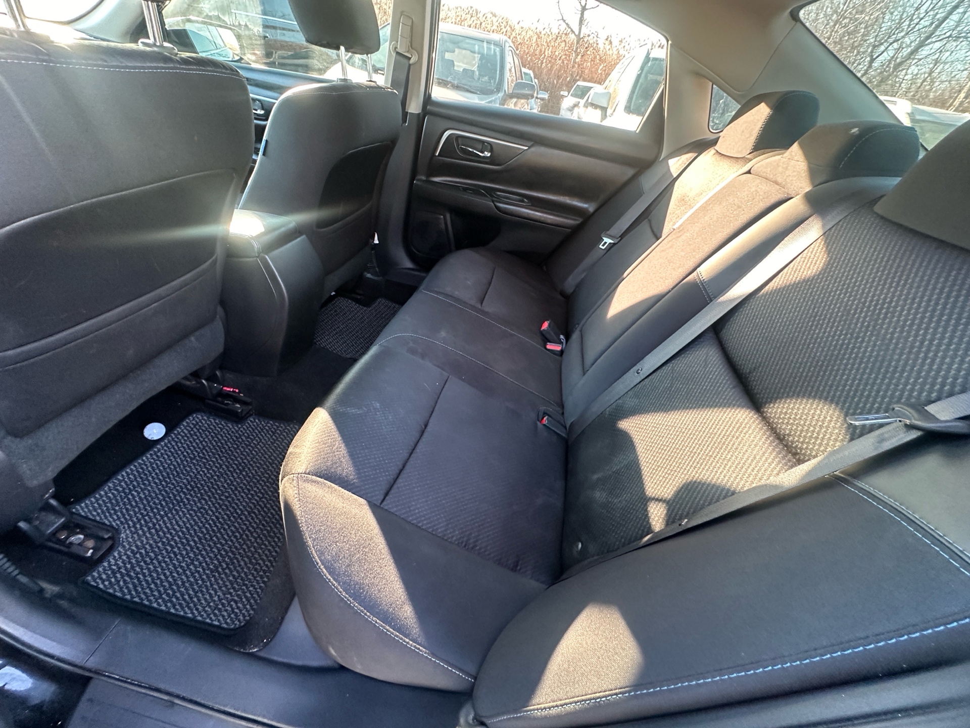 /hakimautosale/2016-Nissan-Altima-48717923113117934.jpg
