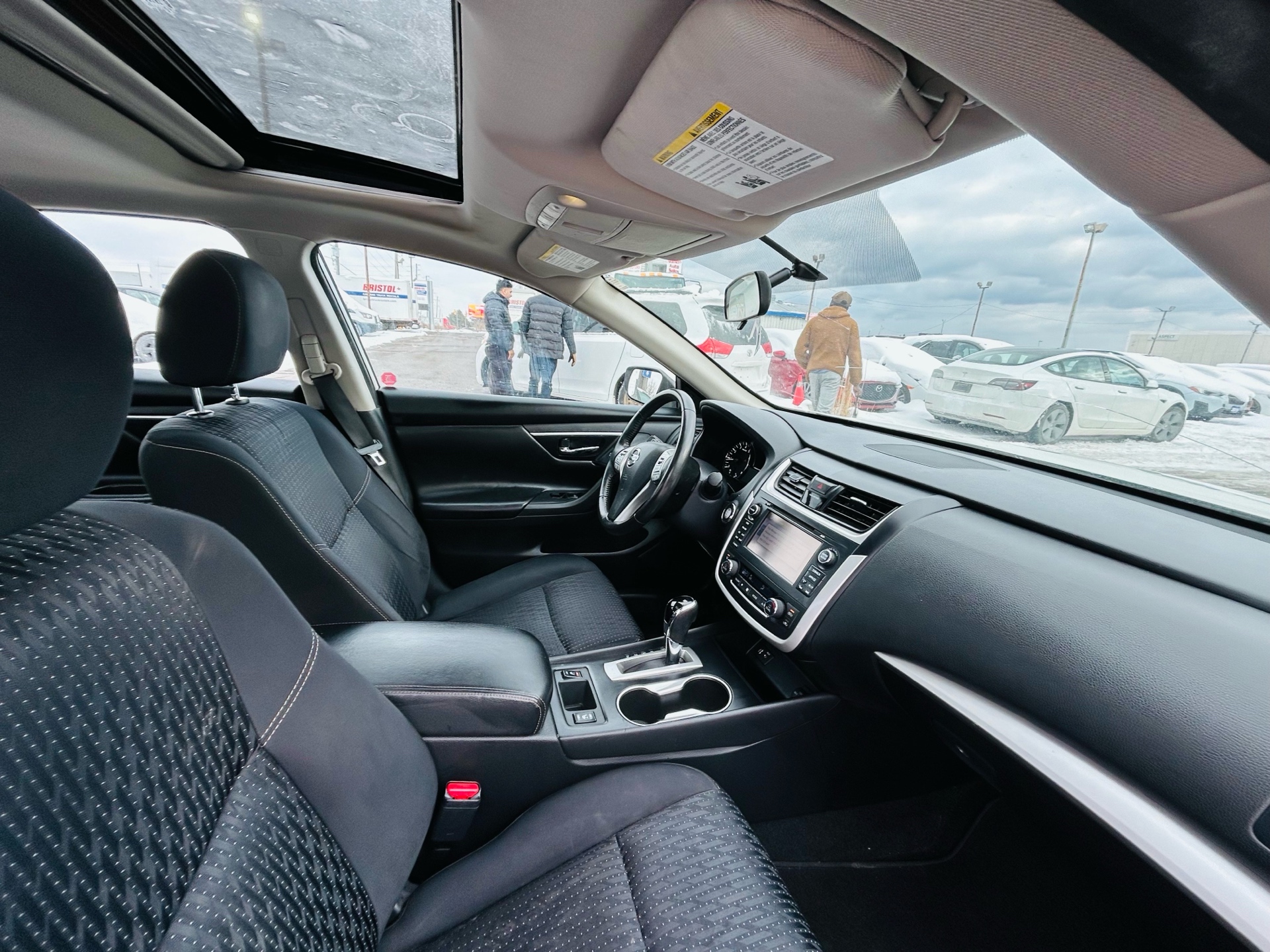 /hakimautosale/2016-Nissan-Altima-5143165100223139.jpg