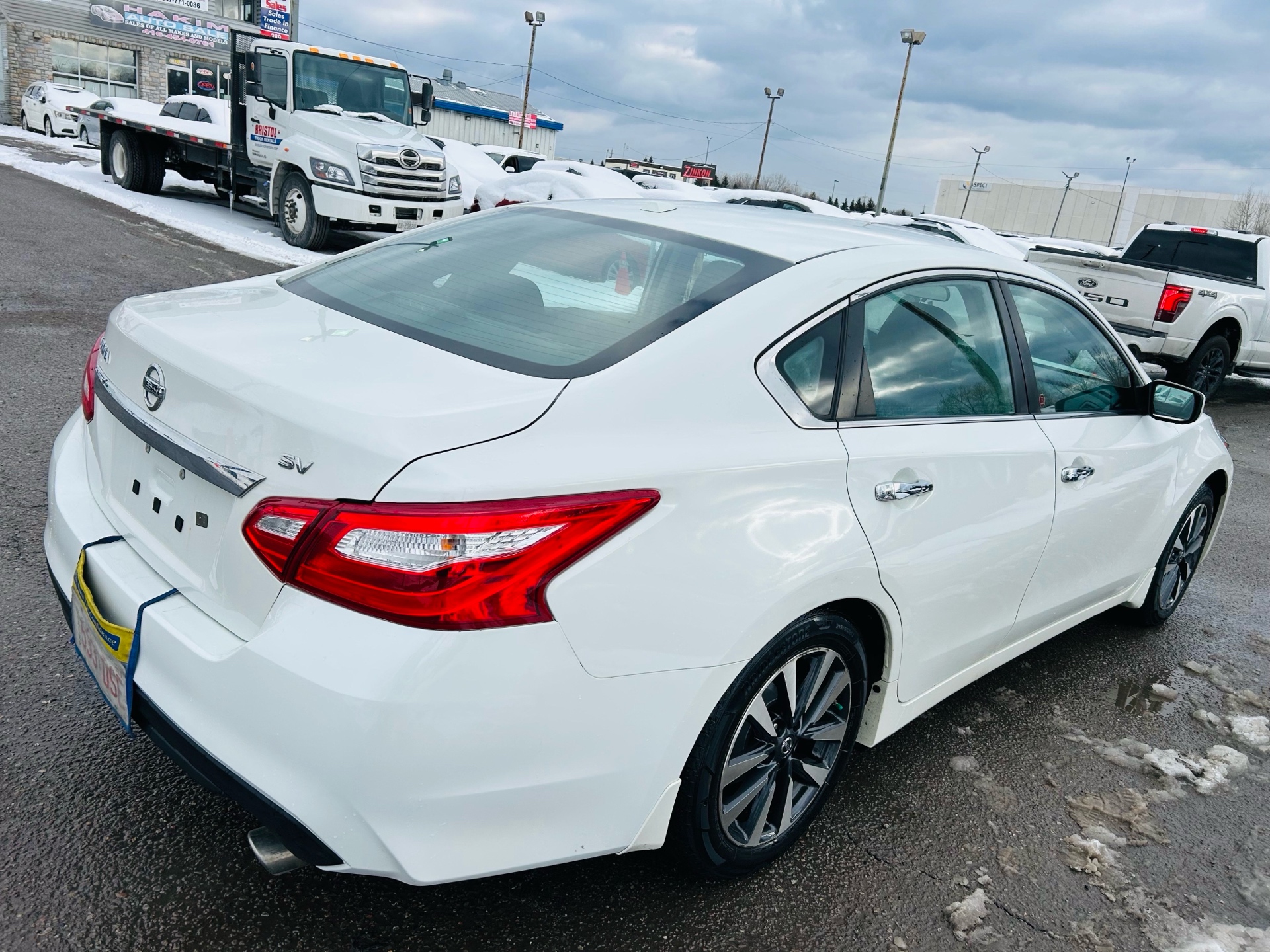 /hakimautosale/2016-Nissan-Altima-9296623462783227.jpg