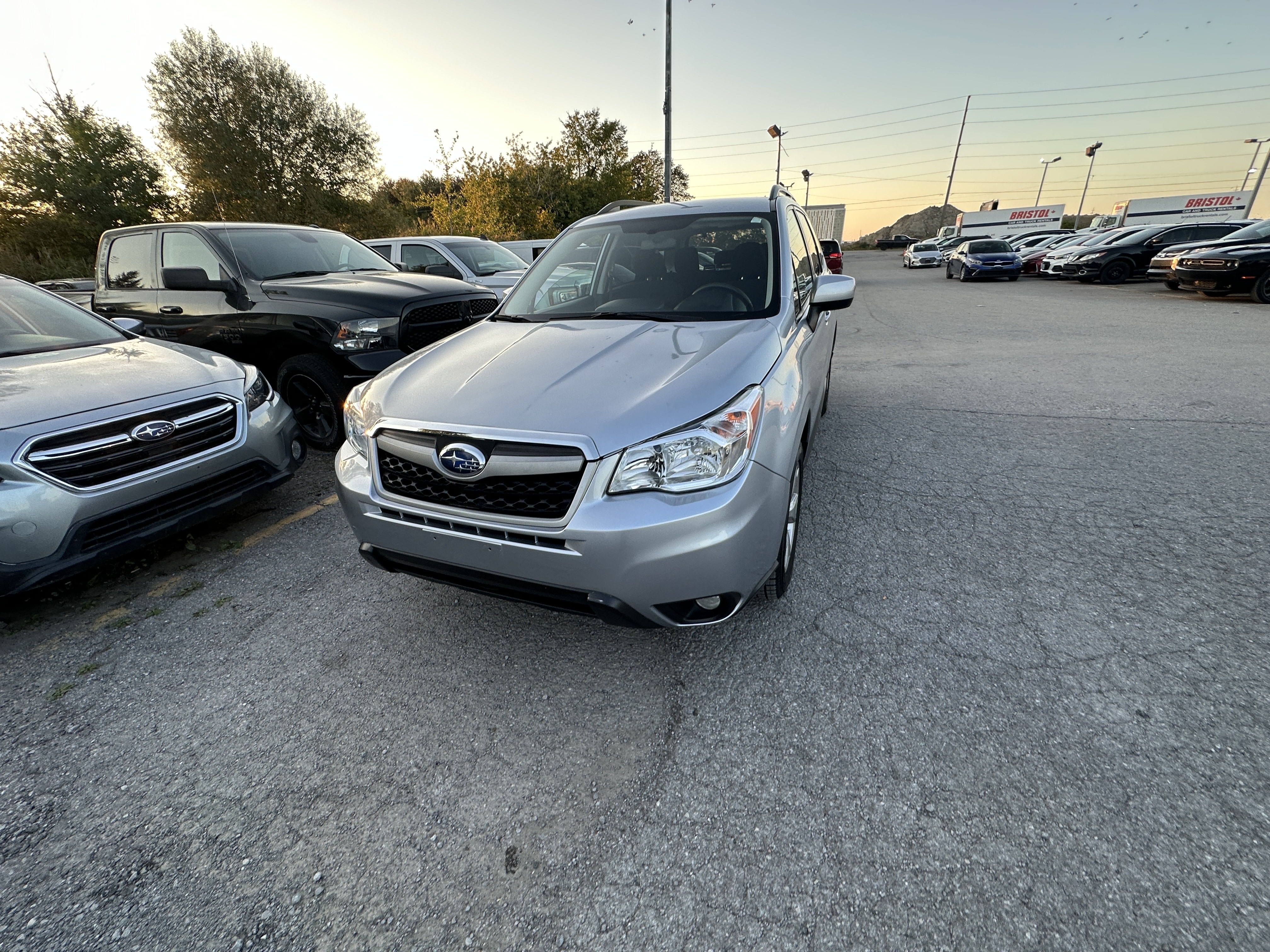 /hakimautosale/2016-Subaru-Forester-24512949732678702.jpg