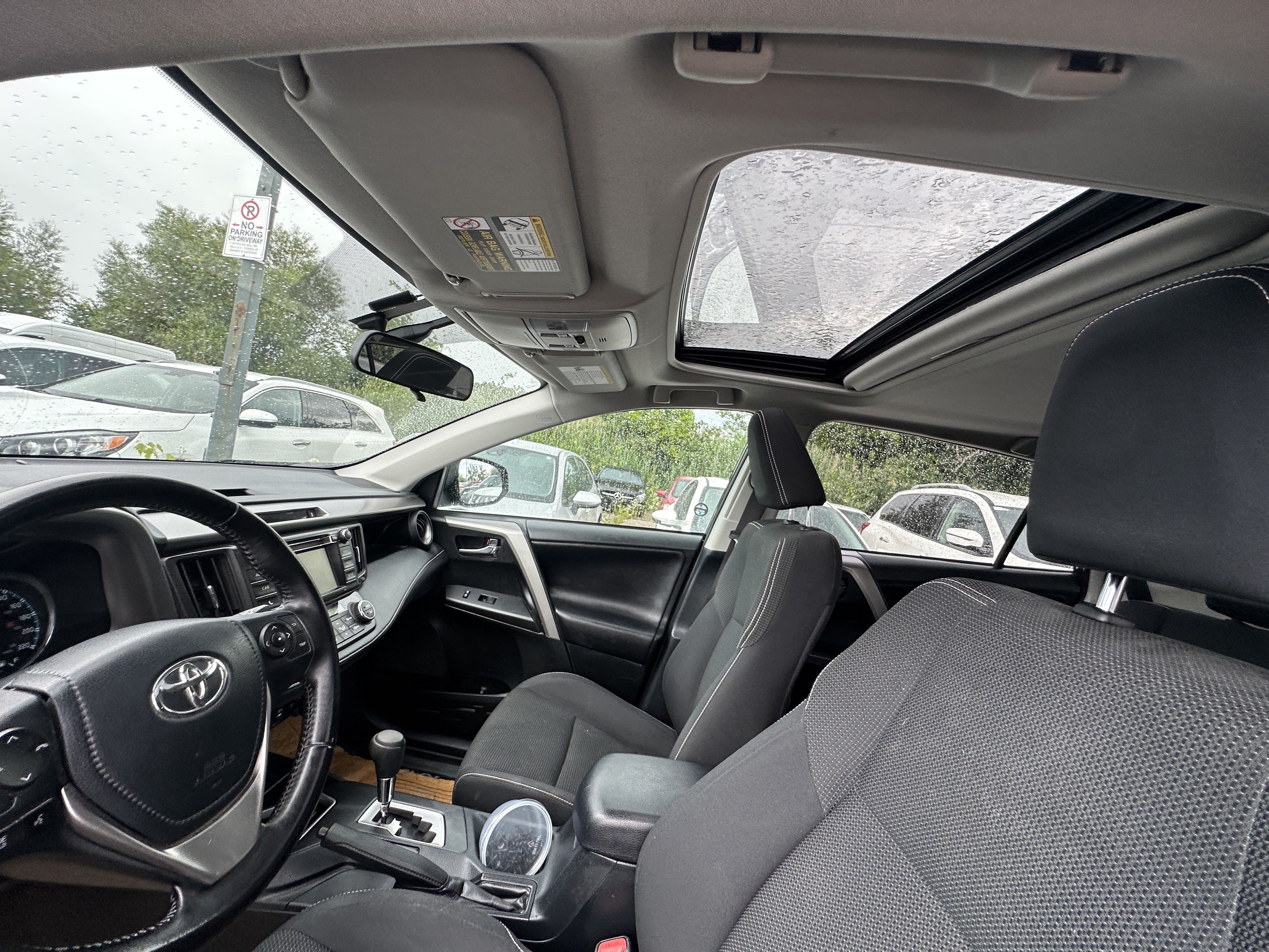 /hakimautosale/2016-Toyota-RAV4Hybrid-3146193173071341.jpg
