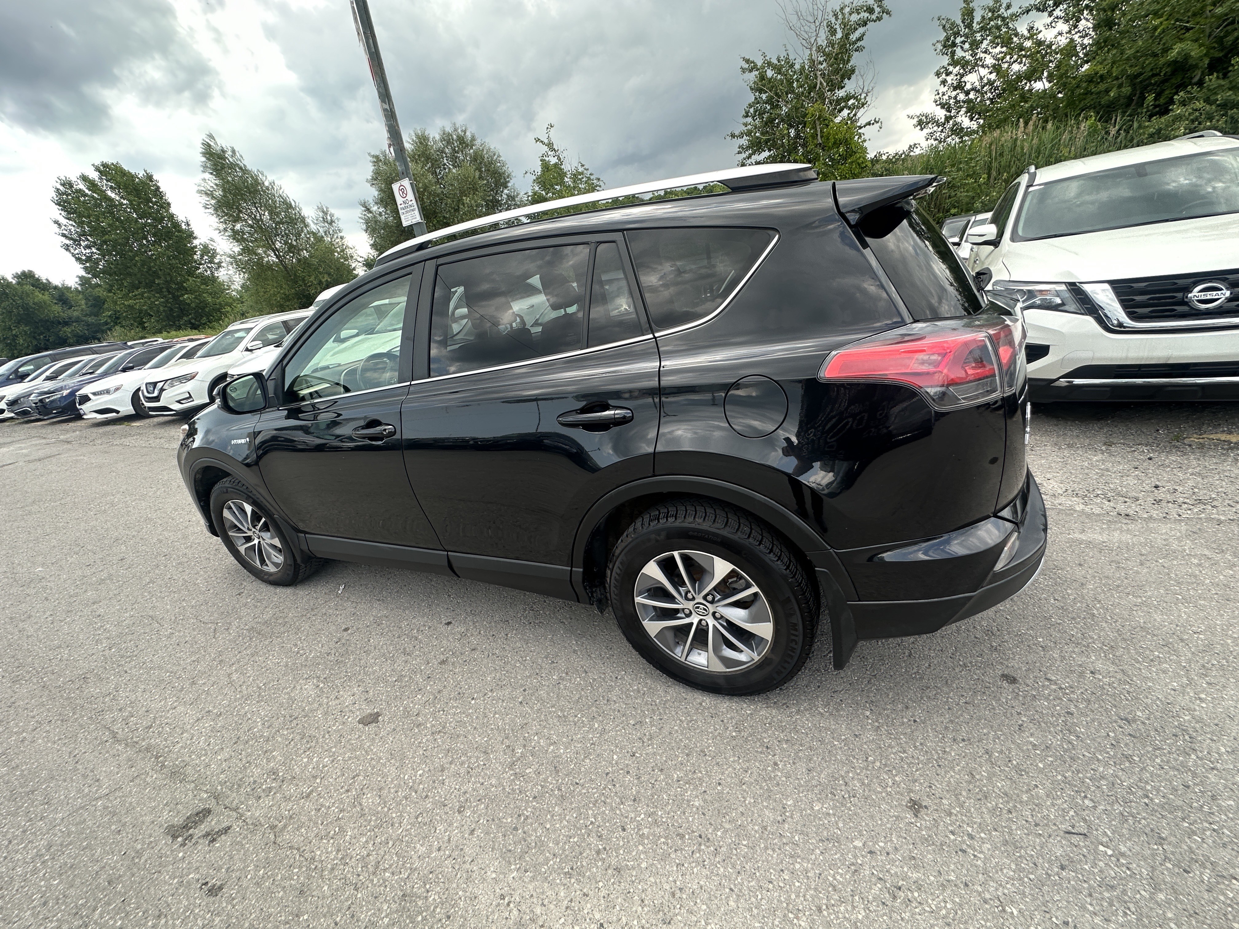 /hakimautosale/2016-Toyota-RAV4Hybrid-6347457933943166.jpg