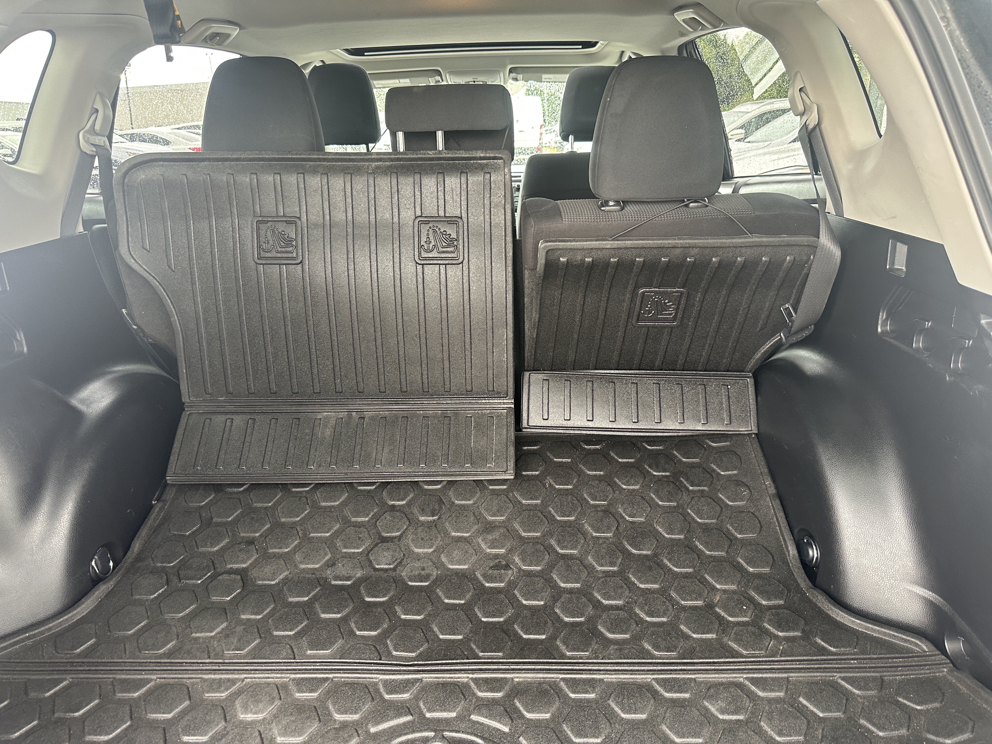 /hakimautosale/2016-Toyota-RAV4Hybrid-6360195551307928.jpg