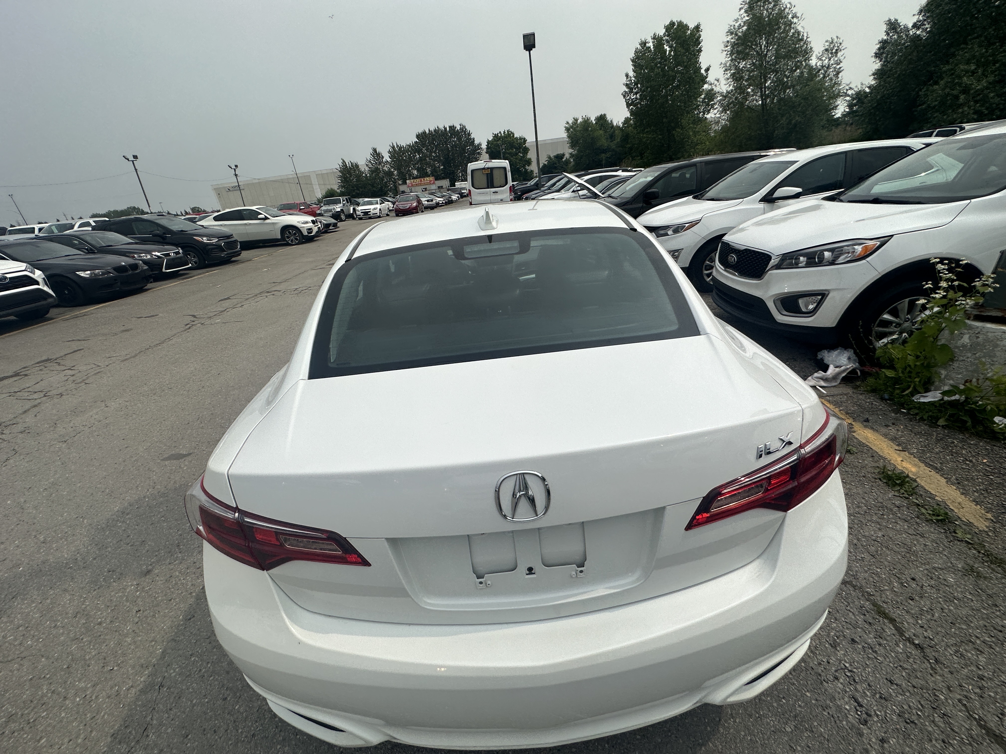 /hakimautosale/2017-Acura-ILX-026074818613200712.jpg