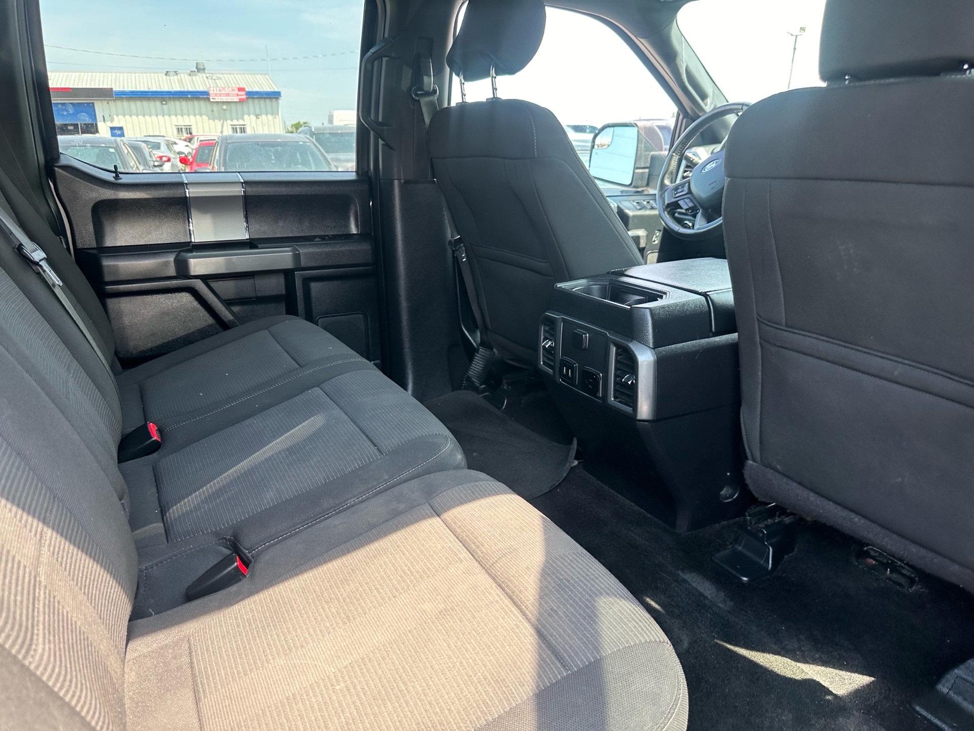 /hakimautosale/2017-Ford-F-150-1737232739156589.jpg