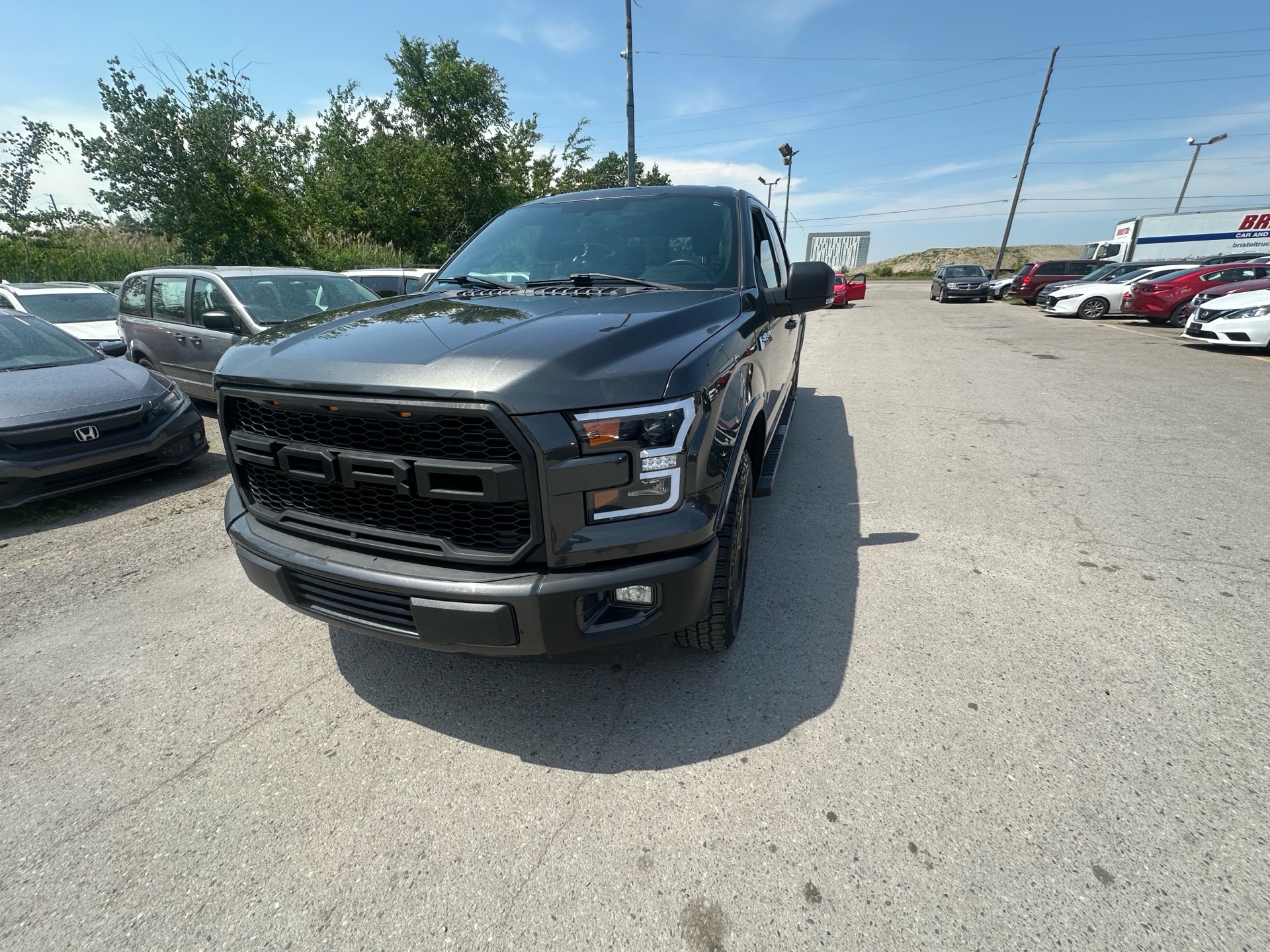 /hakimautosale/2017-Ford-F-150-23022909318772222.jpg