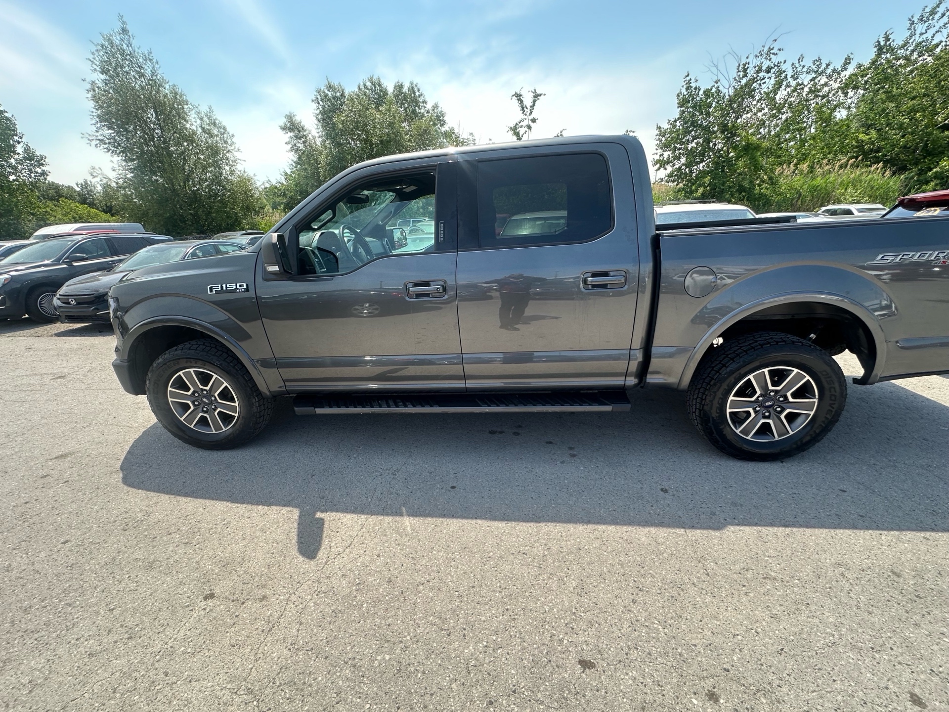 /hakimautosale/2017-Ford-F-150-25548116731667103.jpg