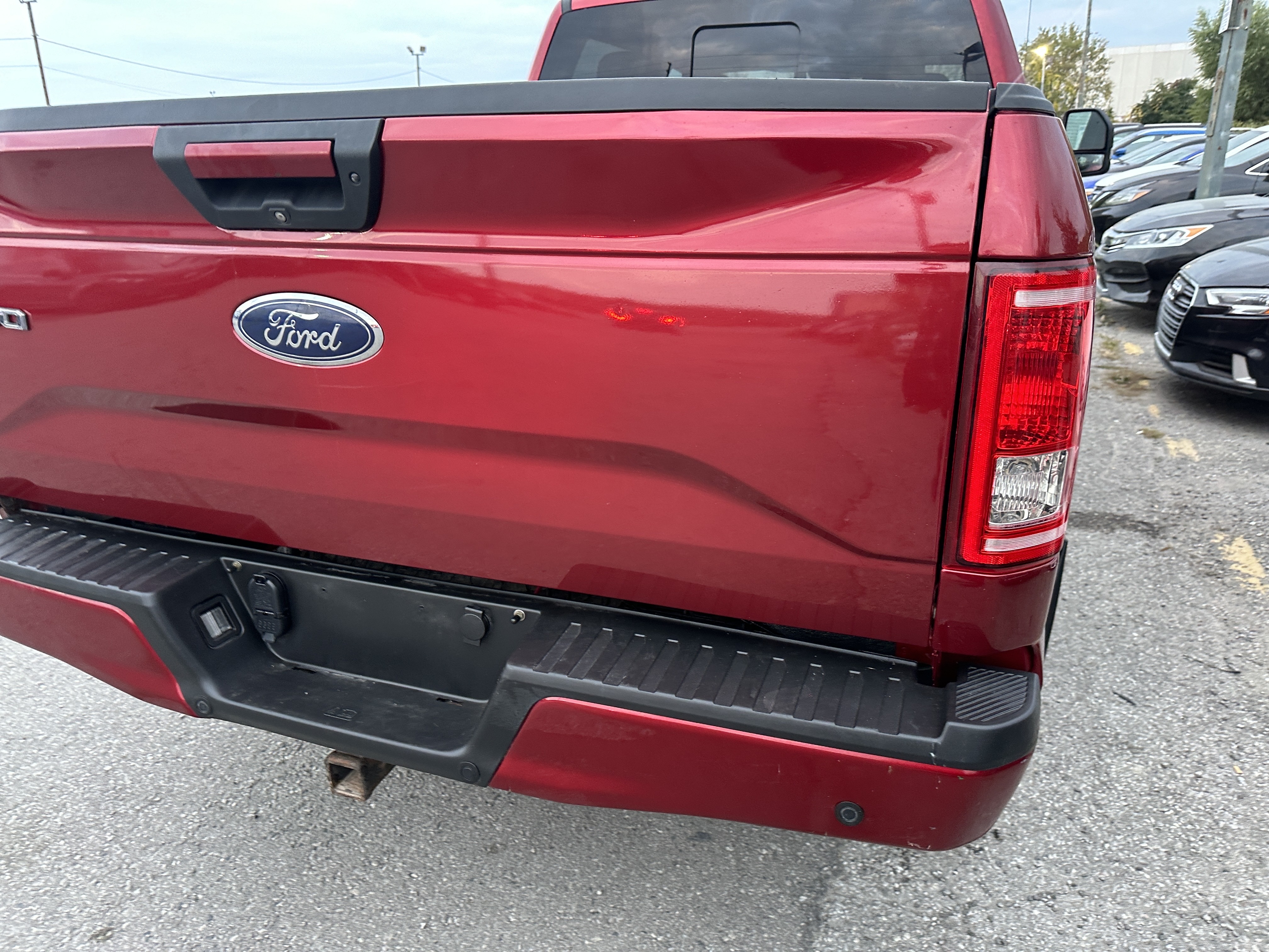 /hakimautosale/2017-Ford-F-150-30705320417532445.jpg