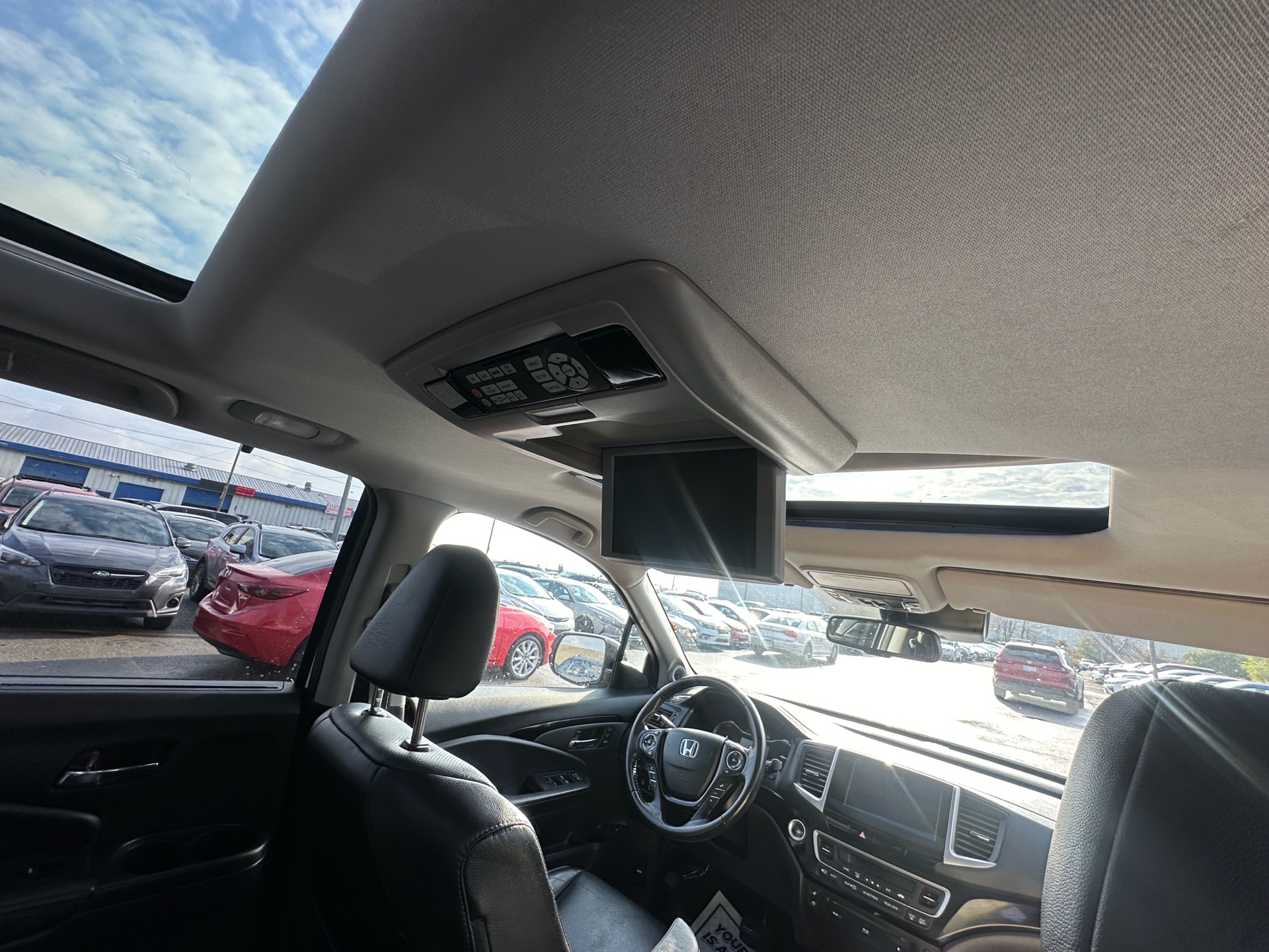/hakimautosale/2017-Honda-Pilot-2776979422327046.jpg