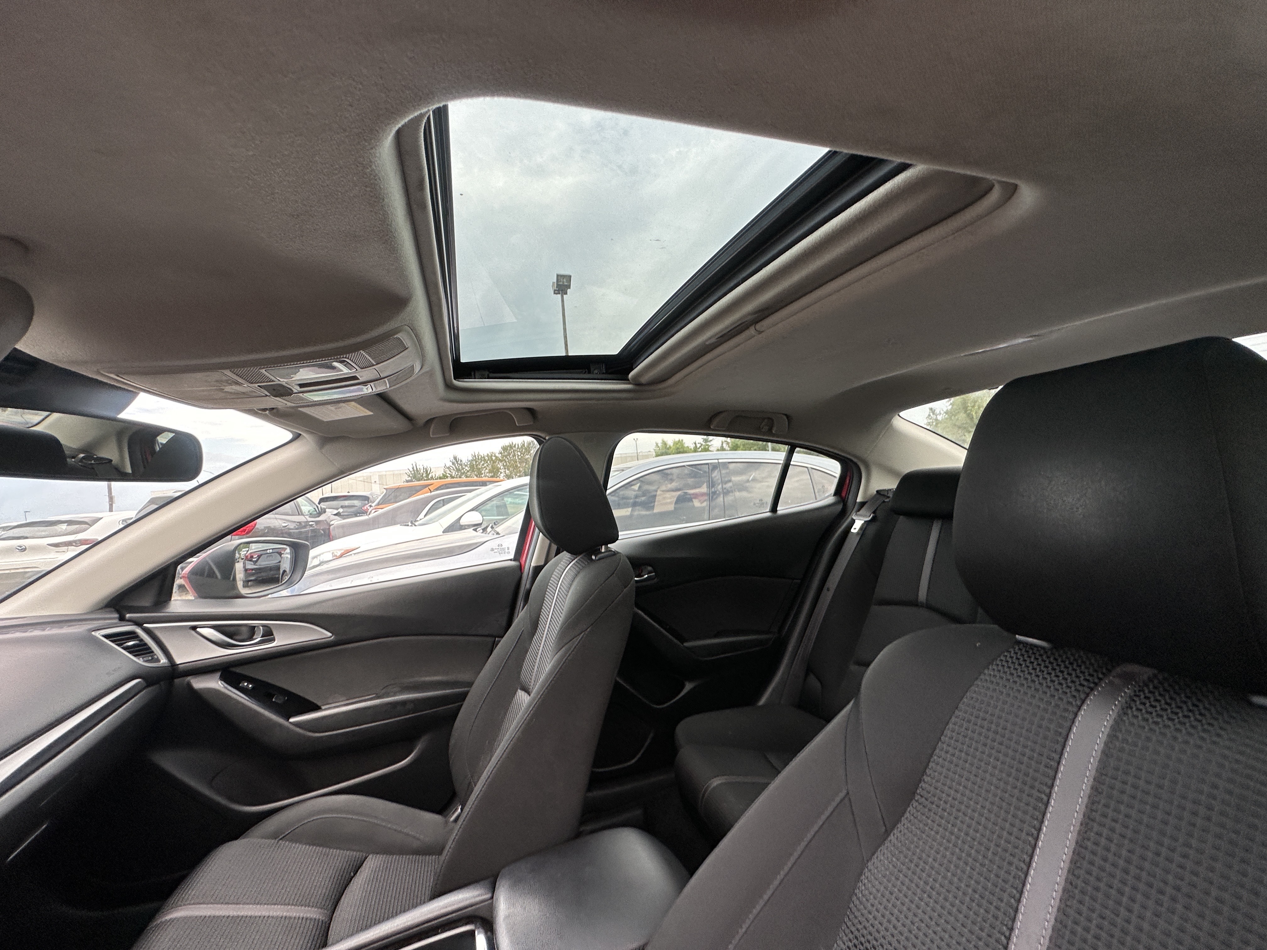 /hakimautosale/2017-Mazda-Mazda3-34711920323954315.jpg