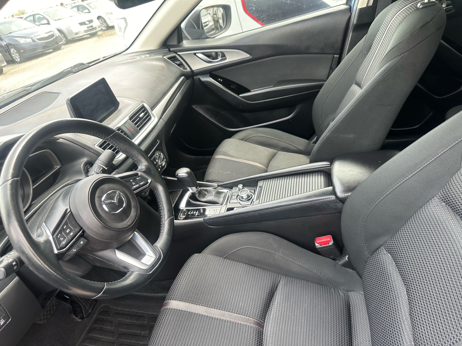 /hakimautosale/2017-Mazda-Mazda3-690610689247382.jpg