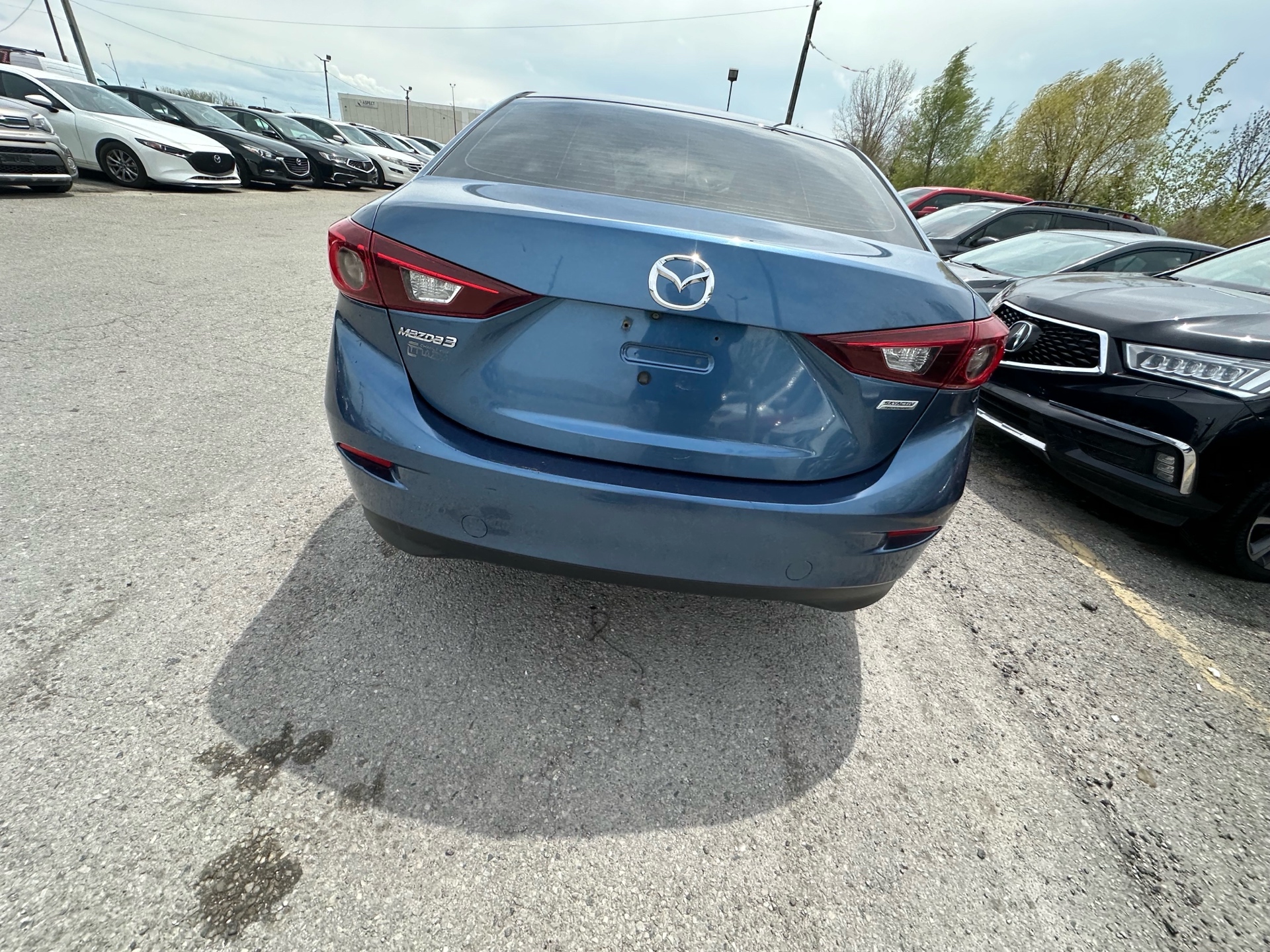 /hakimautosale/2017-Mazda-Mazda3-8137357155732279.jpg