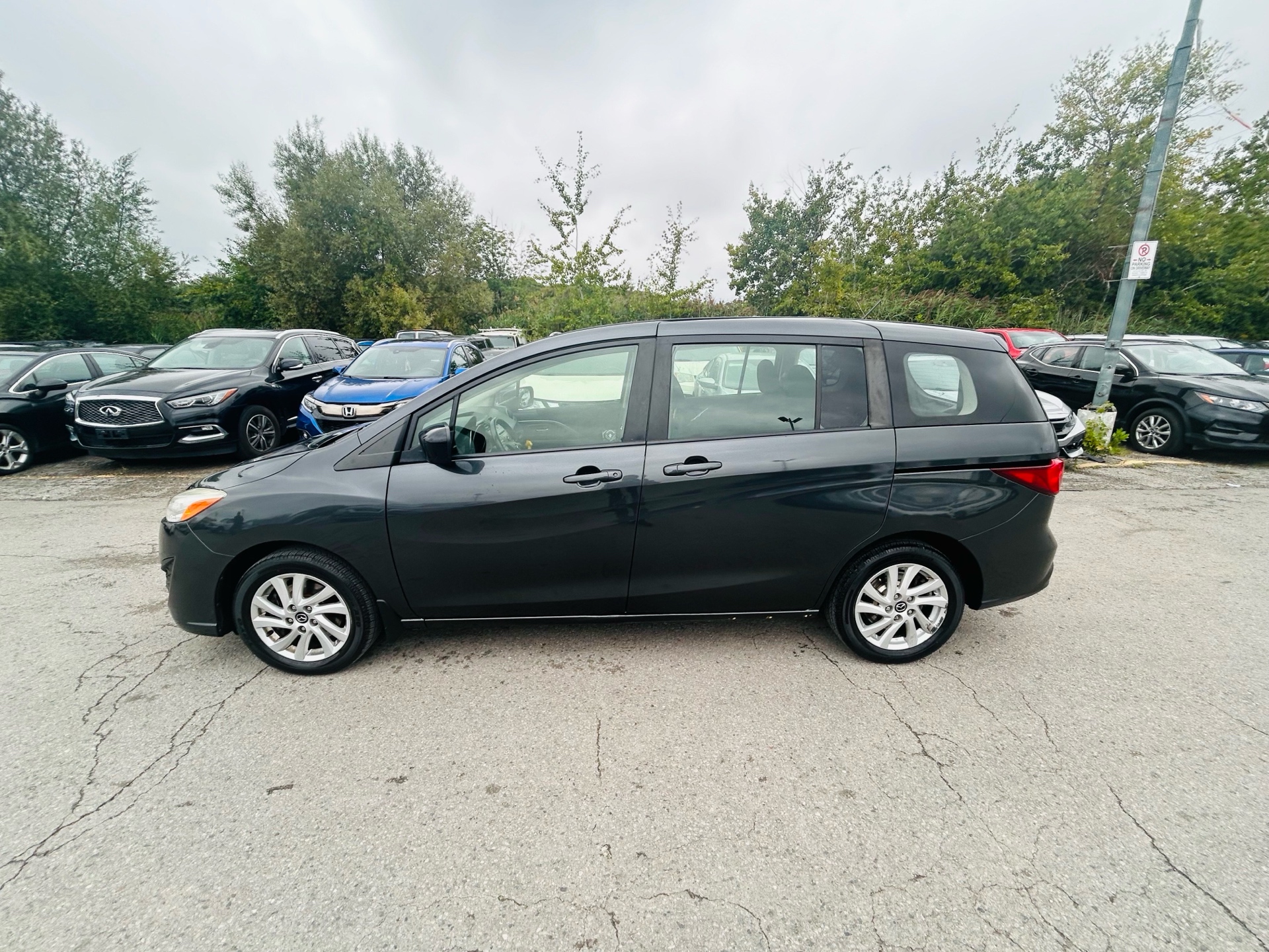 /hakimautosale/2017-Mazda-Mazda5-09994372869906543.jpg