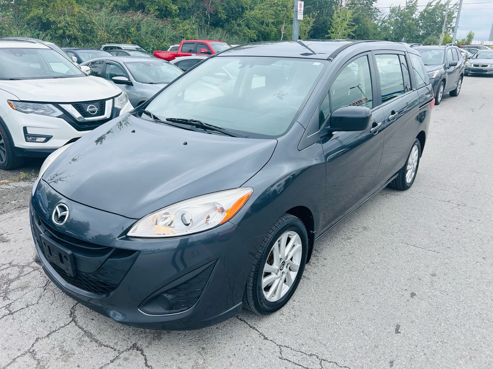 /hakimautosale/2017-Mazda-Mazda5-6225515601957936.jpg