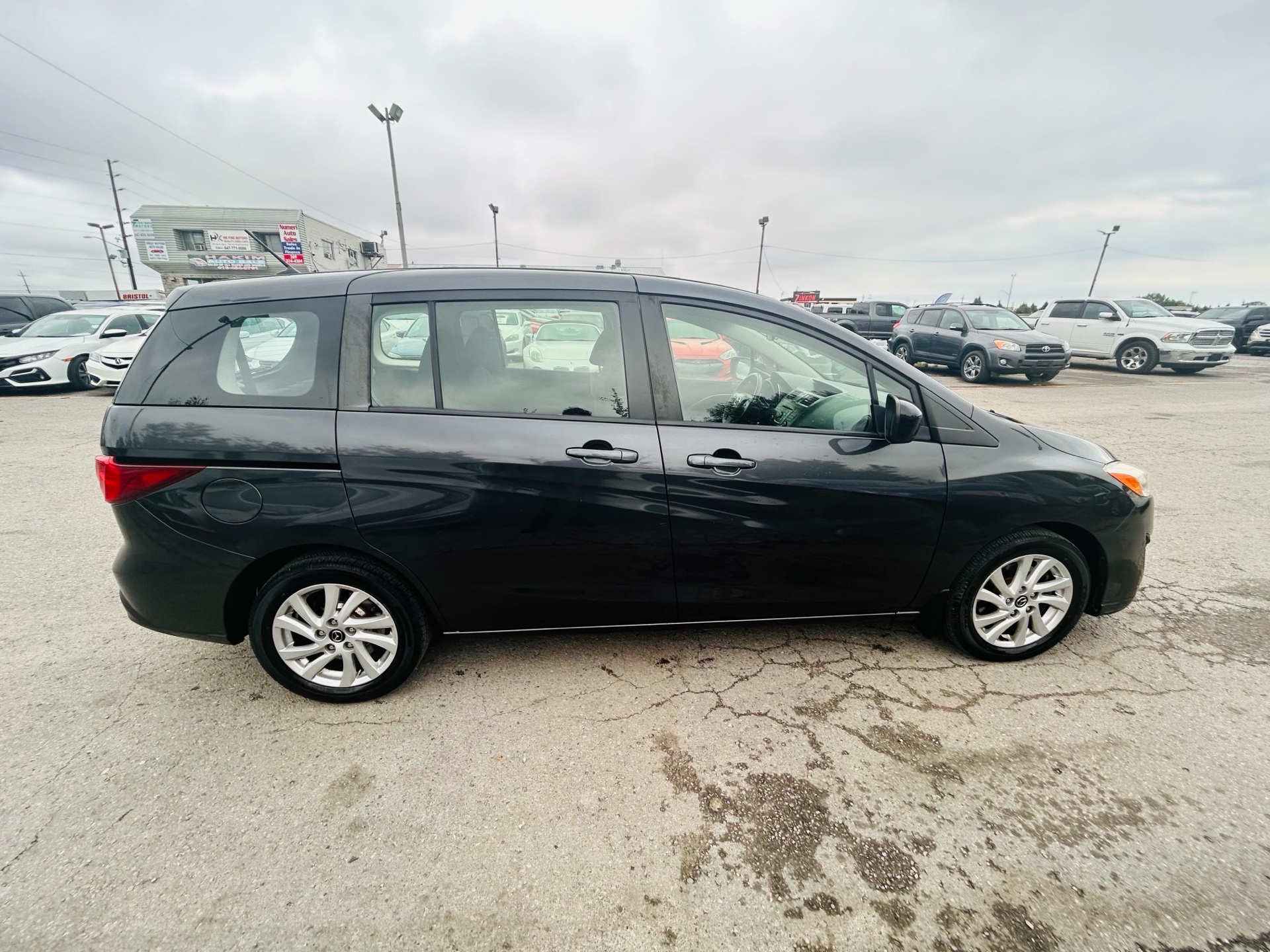 /hakimautosale/2017-Mazda-Mazda5-9455990267089964.jpg