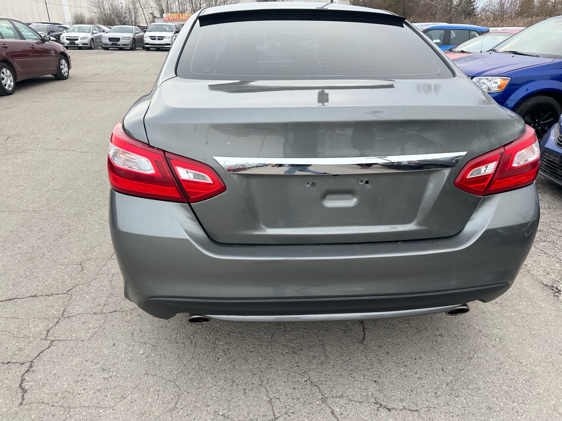 /hakimautosale/2017-Nissan-Altima-14376170431579238.jpg