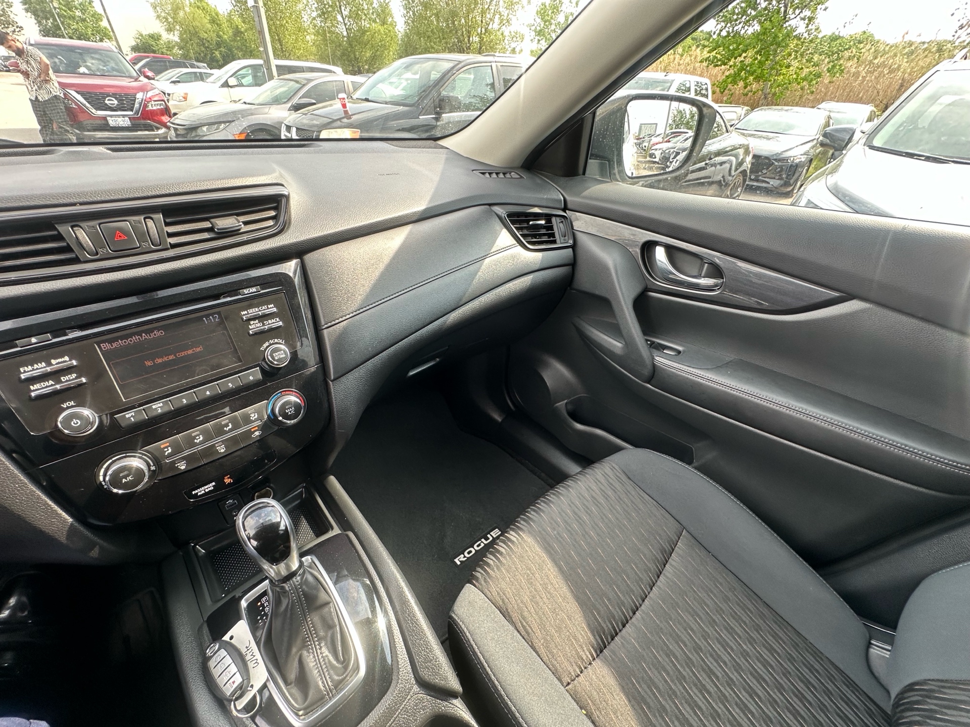 /hakimautosale/2017-Nissan-Rogue-5042385839997139.jpg