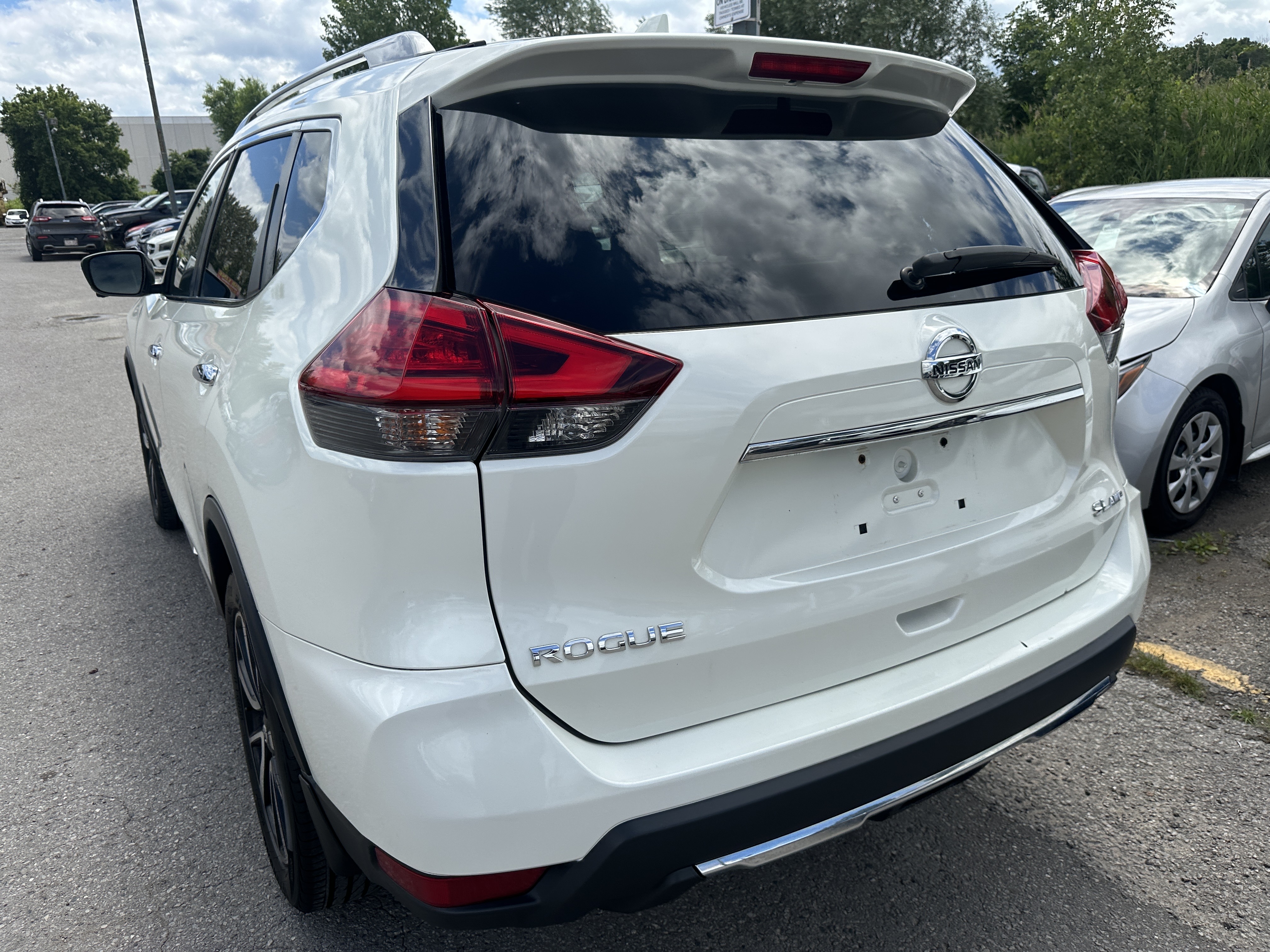 /hakimautosale/2017-Nissan-Rogue-7236972814248774.jpg