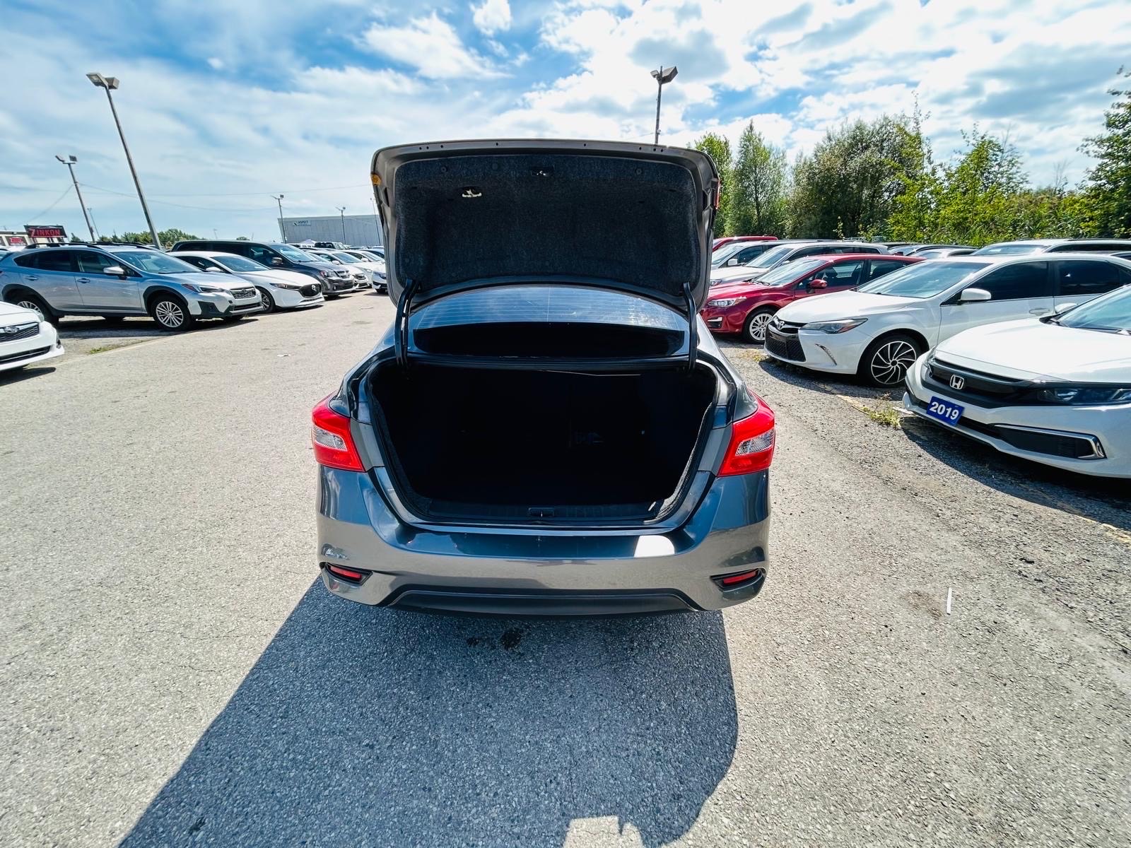 /hakimautosale/2017-Nissan-Sentra-23969833749791958.jpg