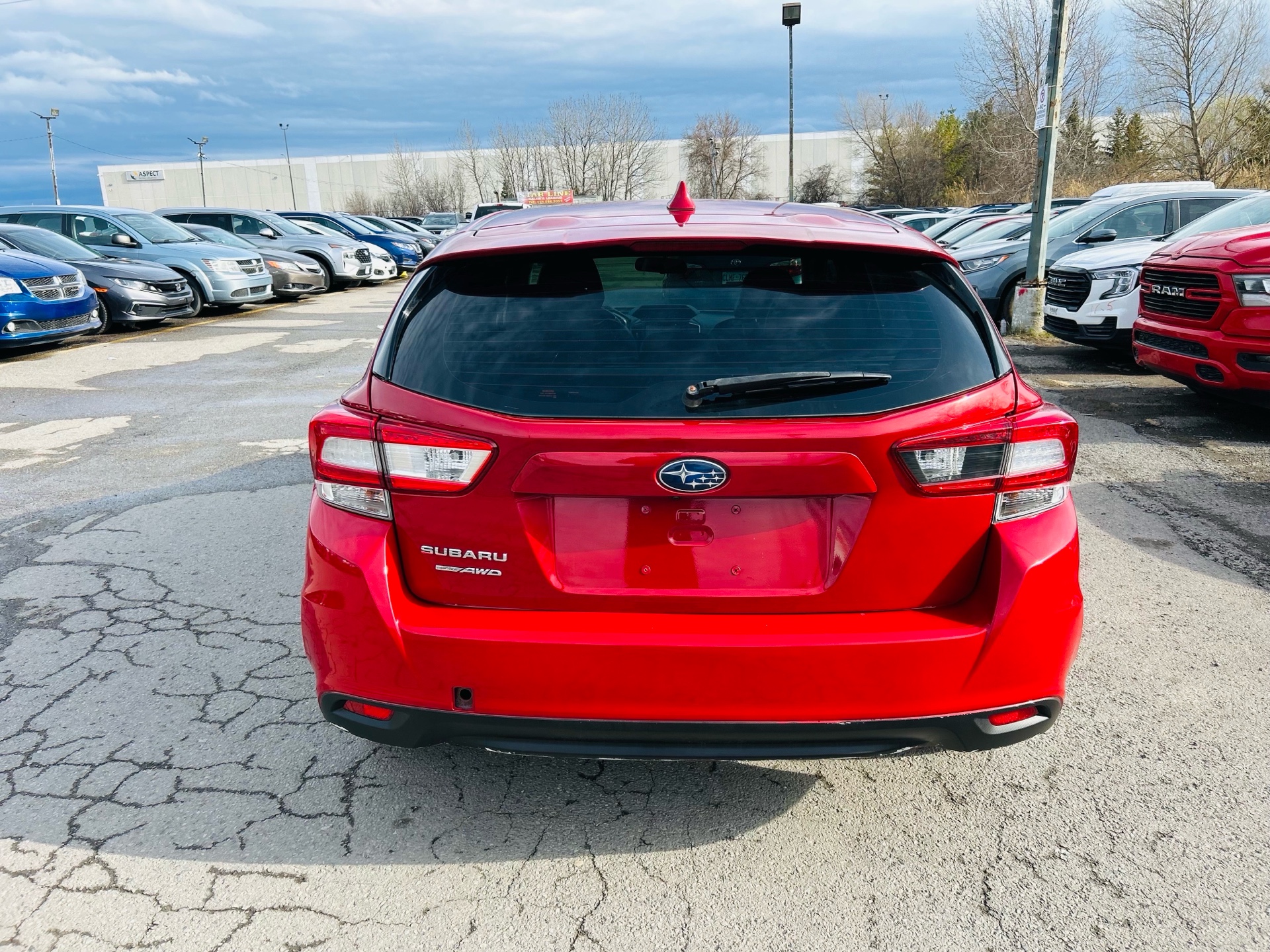 /hakimautosale/2017-Subaru-Impreza-9261135364047739.jpg