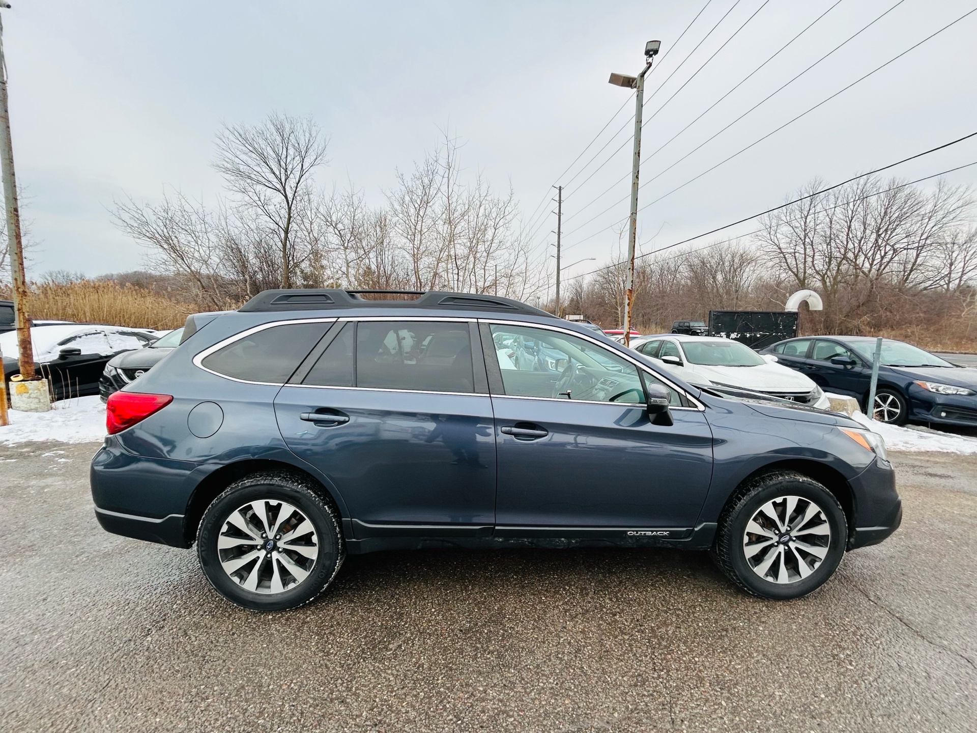 /hakimautosale/2017-Subaru-Outback-14987453367192205.jpg