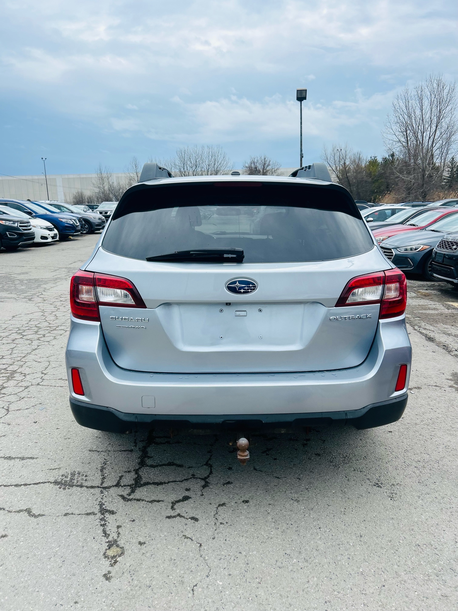/hakimautosale/2017-Subaru-Outback-21885542856995355.jpg