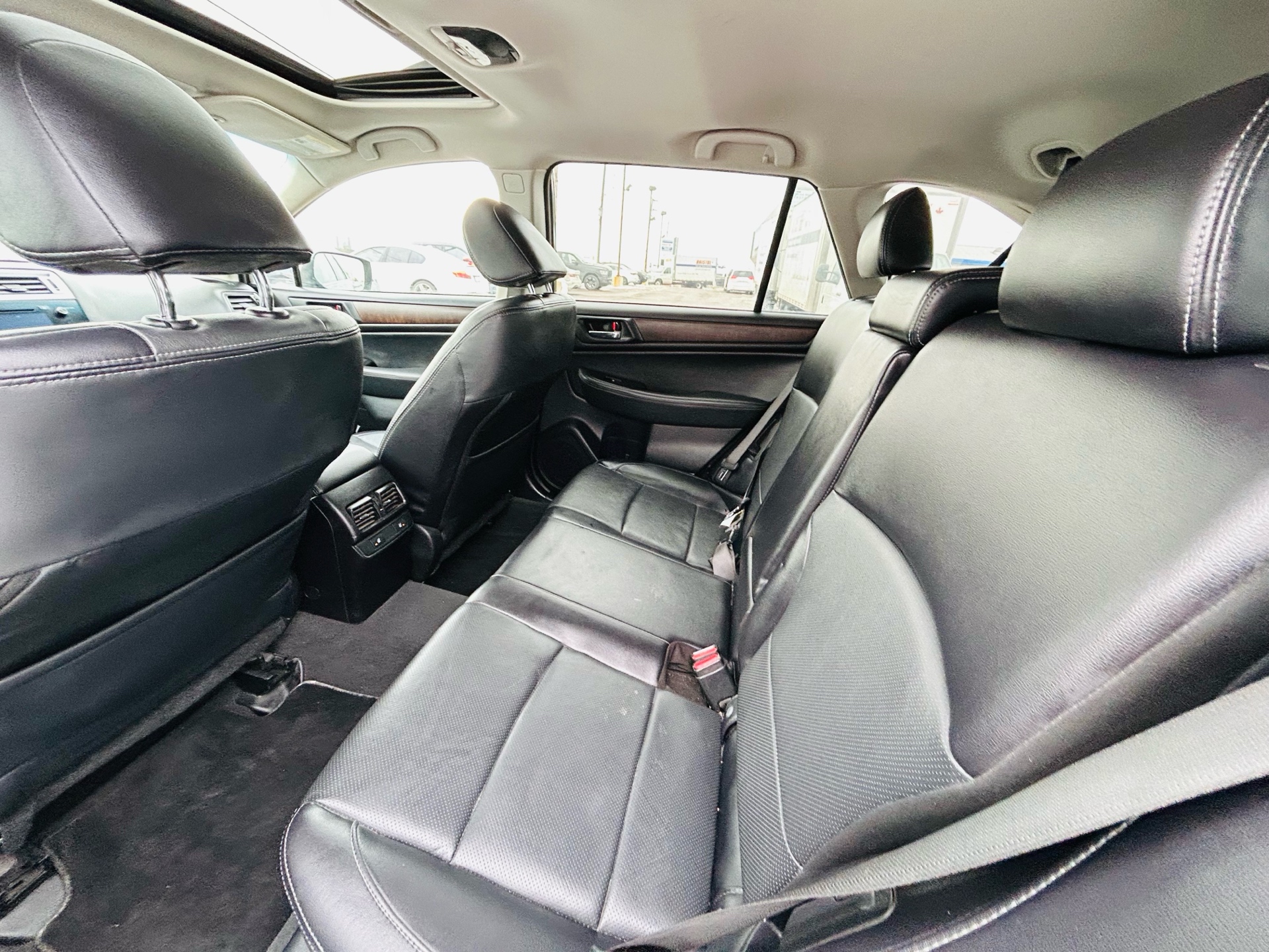 /hakimautosale/2017-Subaru-Outback-38295574600821514.jpg