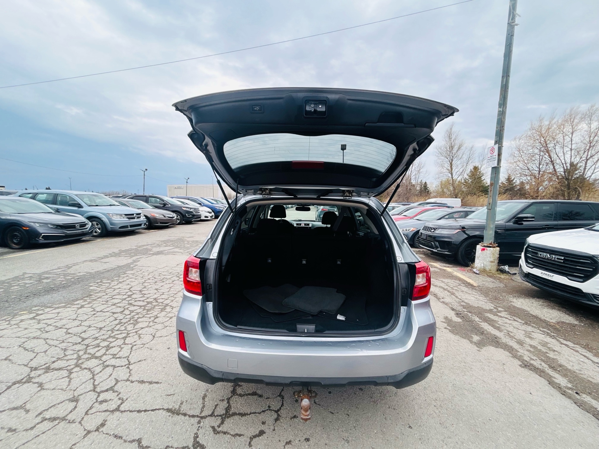 /hakimautosale/2017-Subaru-Outback-5567824948928175.jpg
