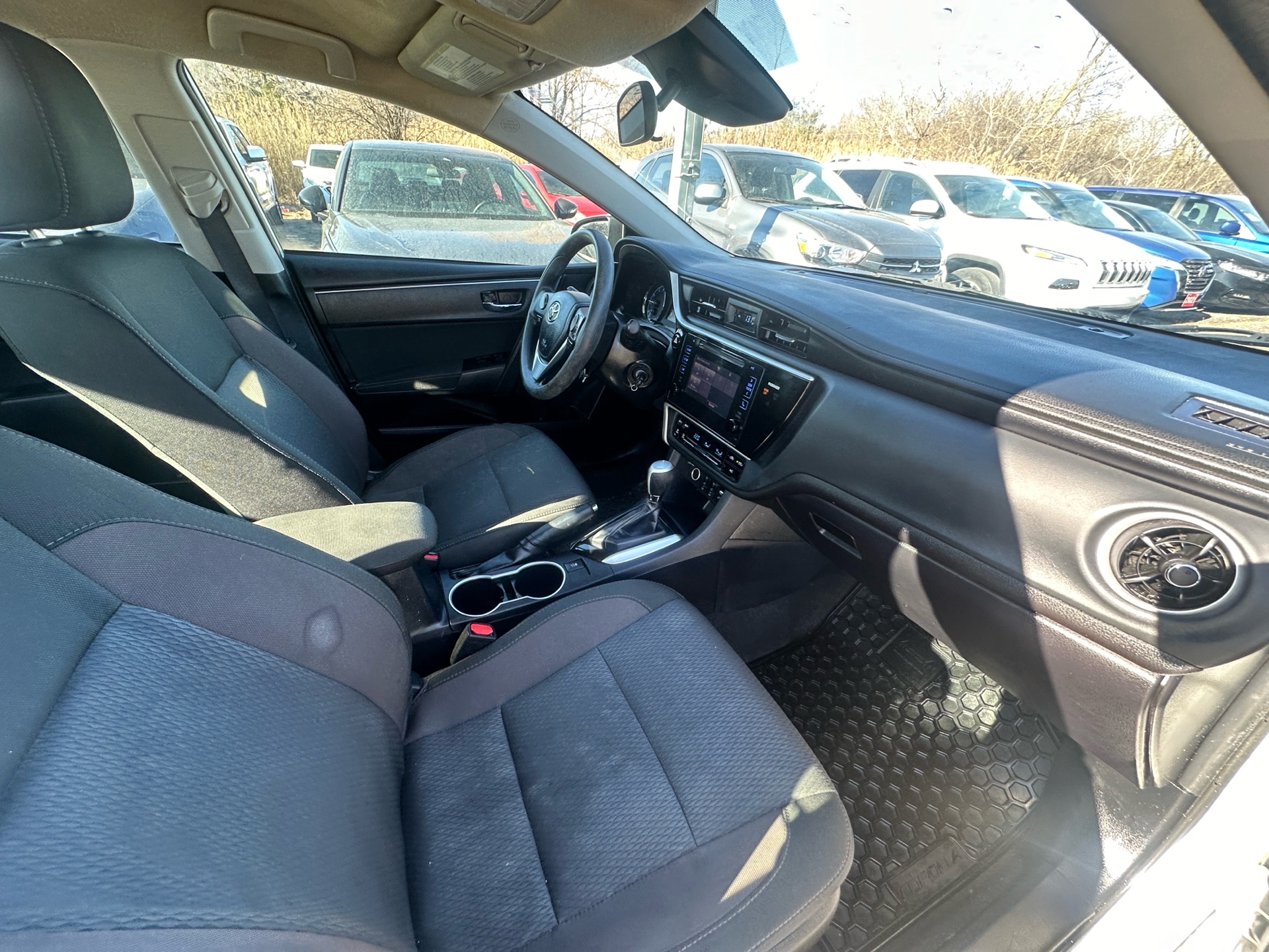 /hakimautosale/2017-Toyota-Corolla-33321590264097645.jpg