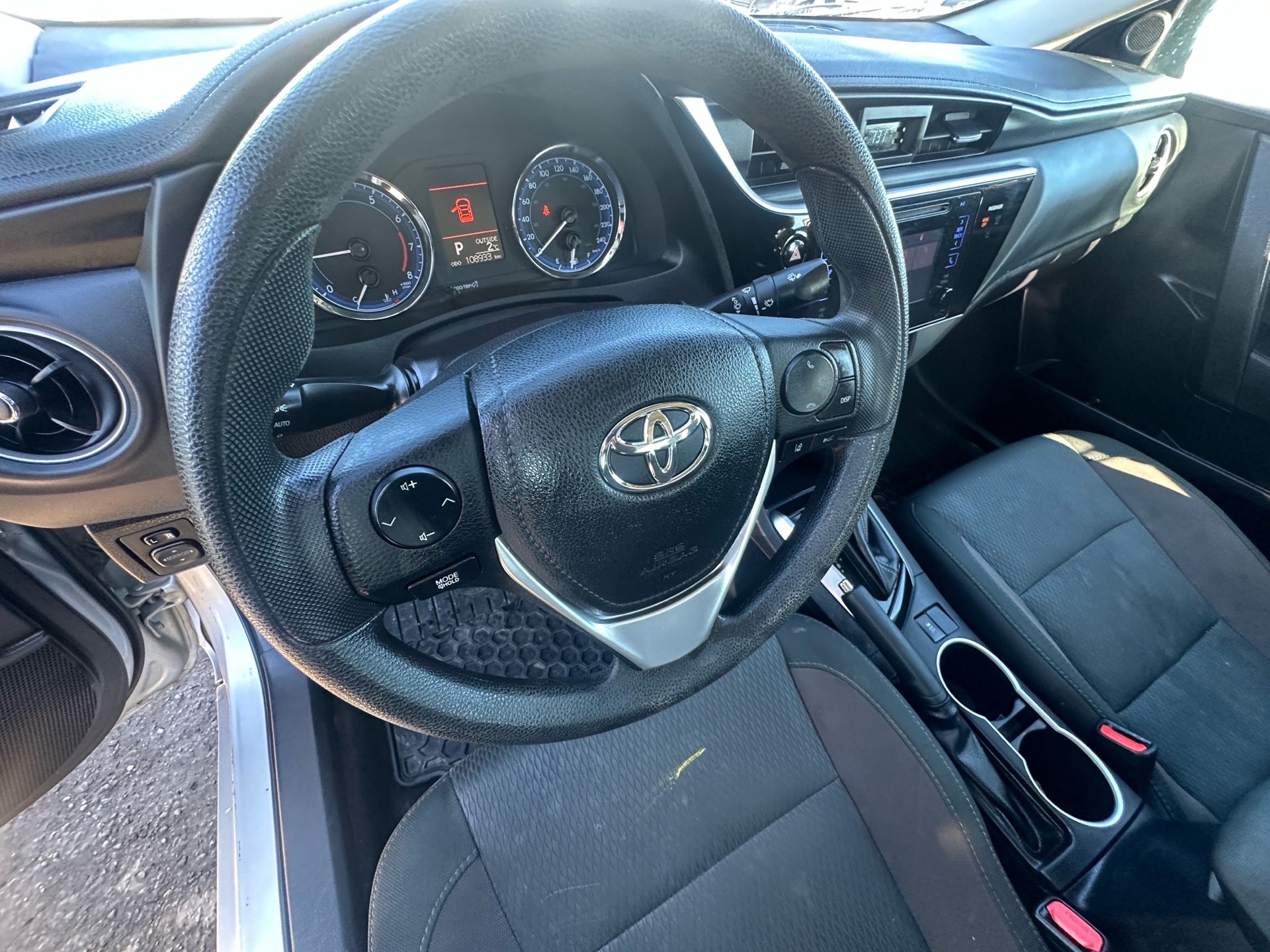 /hakimautosale/2017-Toyota-Corolla-37568956075424587.jpg