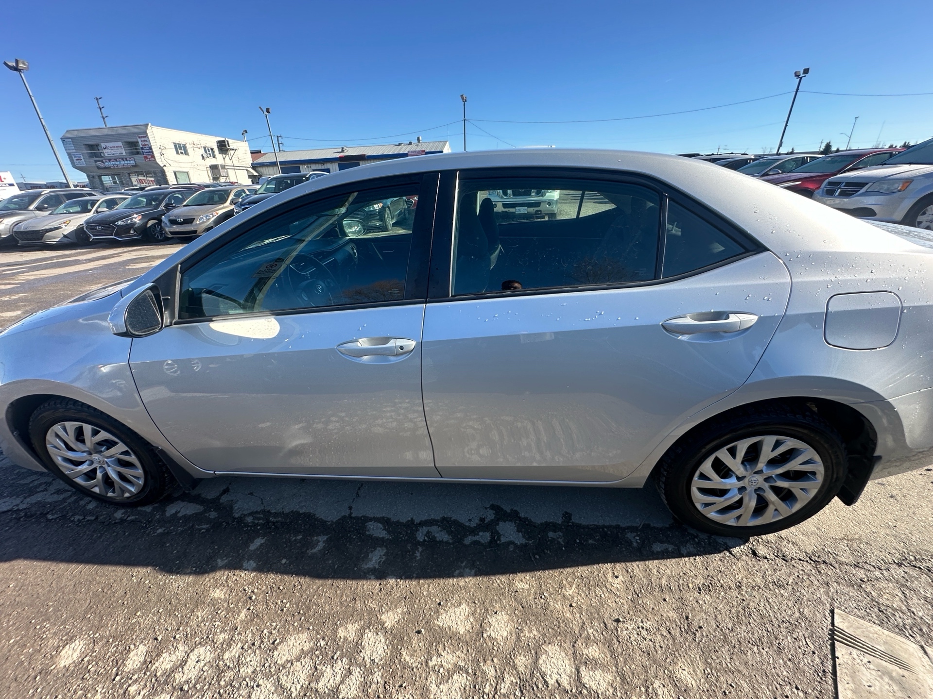 /hakimautosale/2017-Toyota-Corolla-9400898760546113.jpg