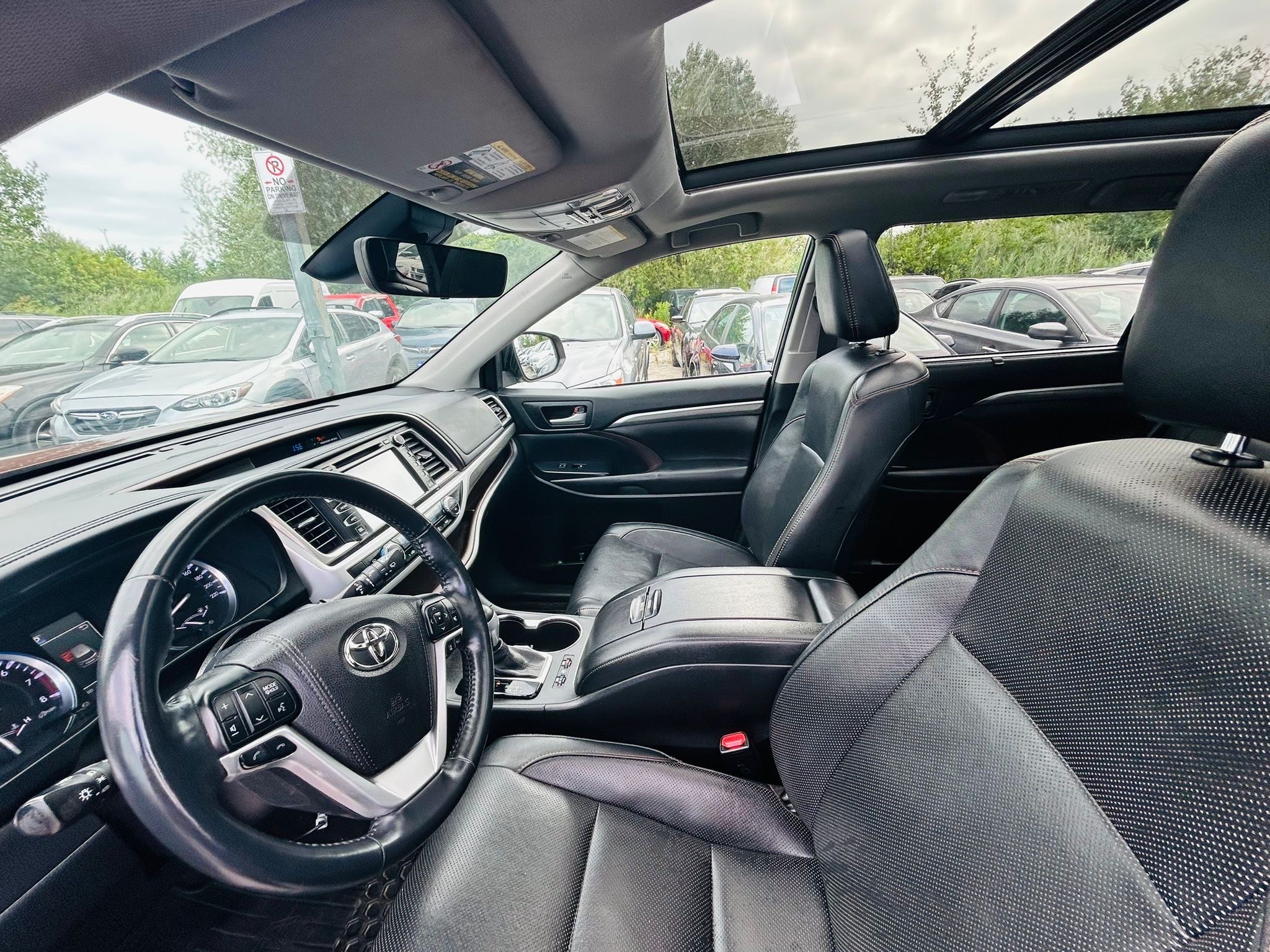 /hakimautosale/2017-Toyota-Highlander-2386173335239994.jpg