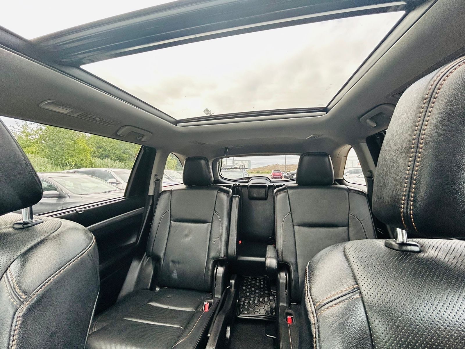/hakimautosale/2017-Toyota-Highlander-4821912814421896.jpg