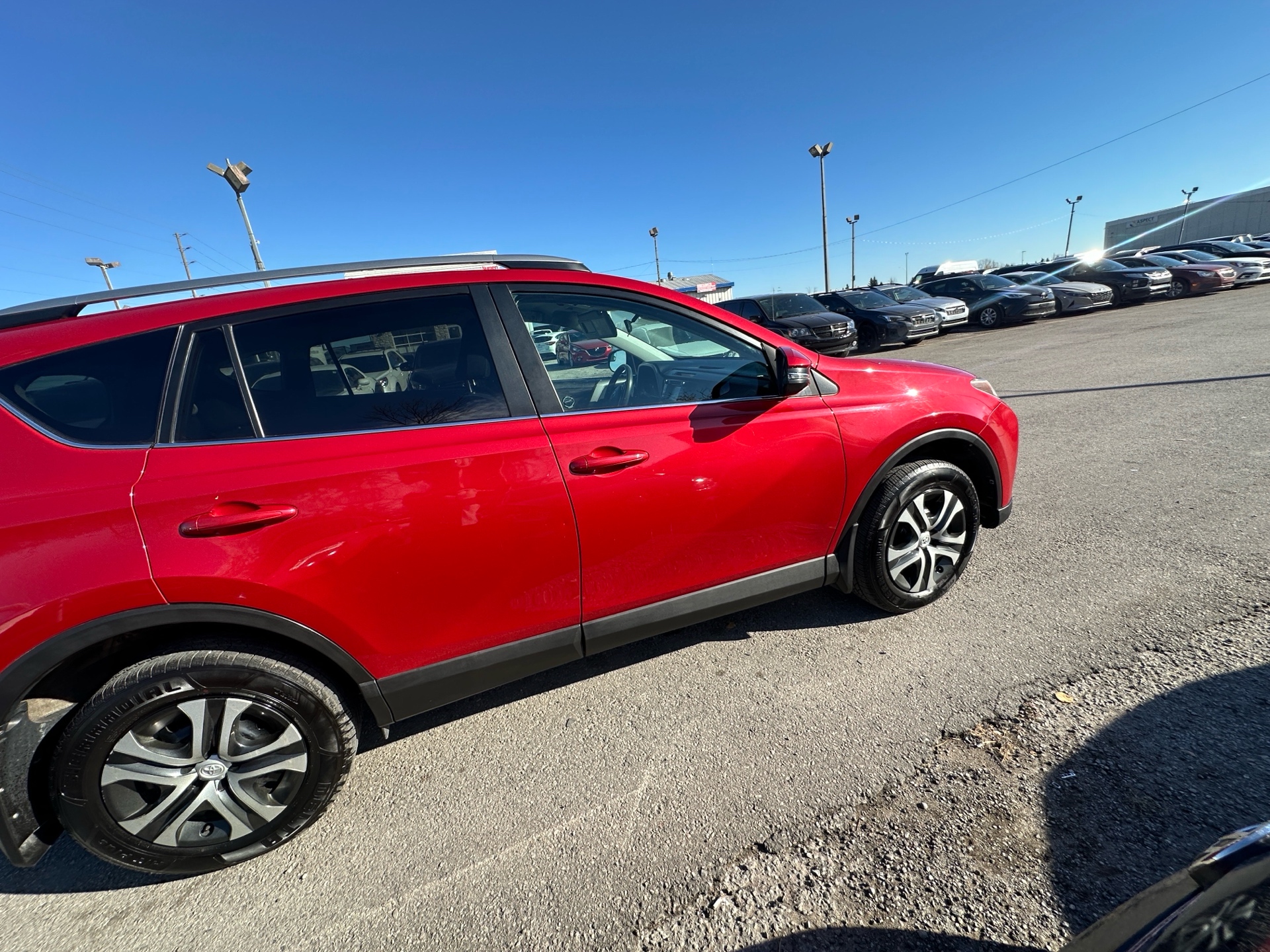 /hakimautosale/2017-Toyota-RAV4-22744923934869732.jpg