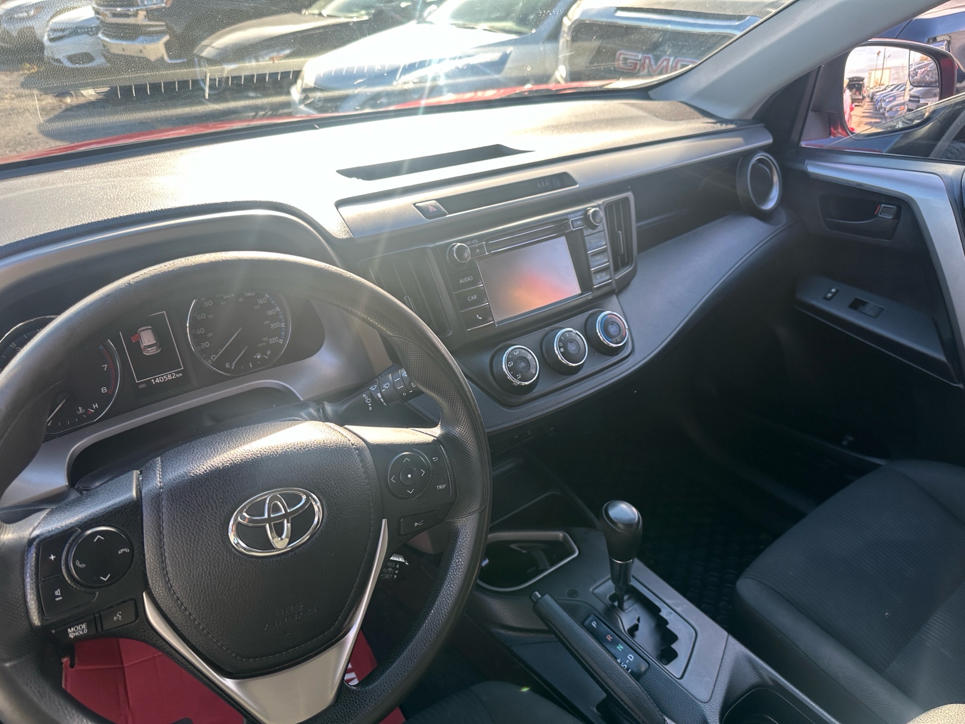 /hakimautosale/2017-Toyota-RAV4-9418073855399975.jpg