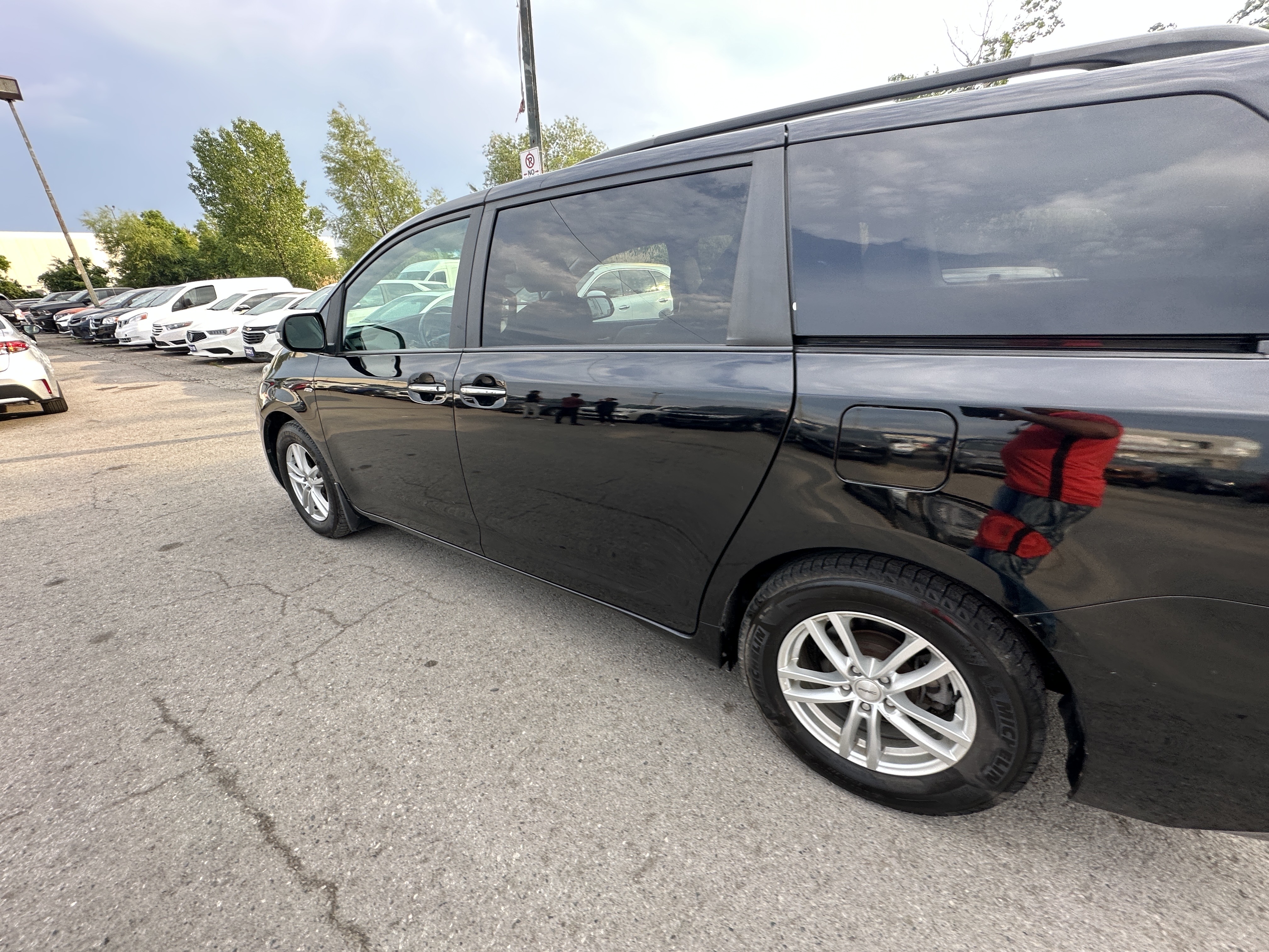 /hakimautosale/2017-Toyota-Sienna-3005739855434988.jpg