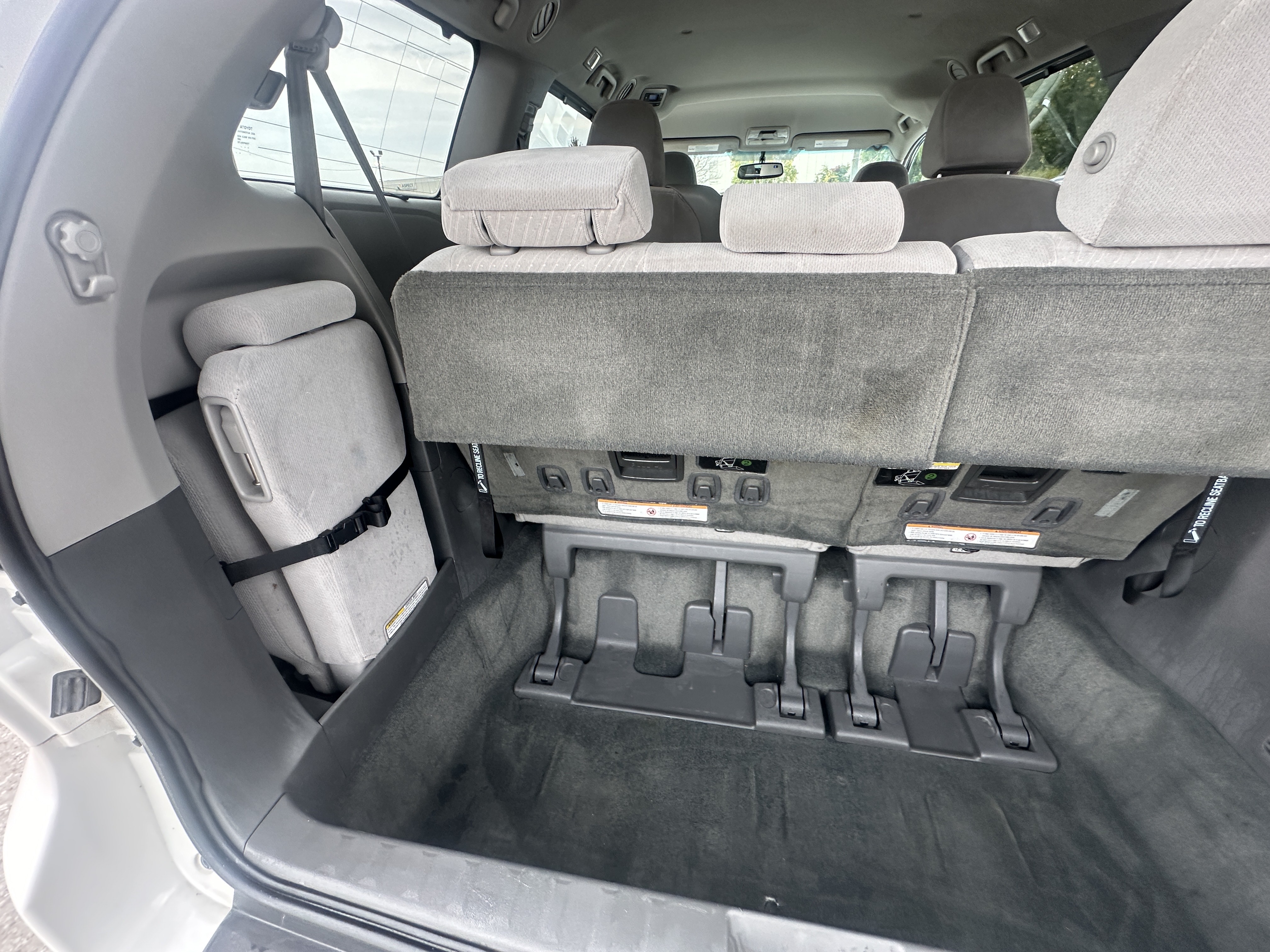 /hakimautosale/2017-Toyota-Sienna-532872911197235.jpg