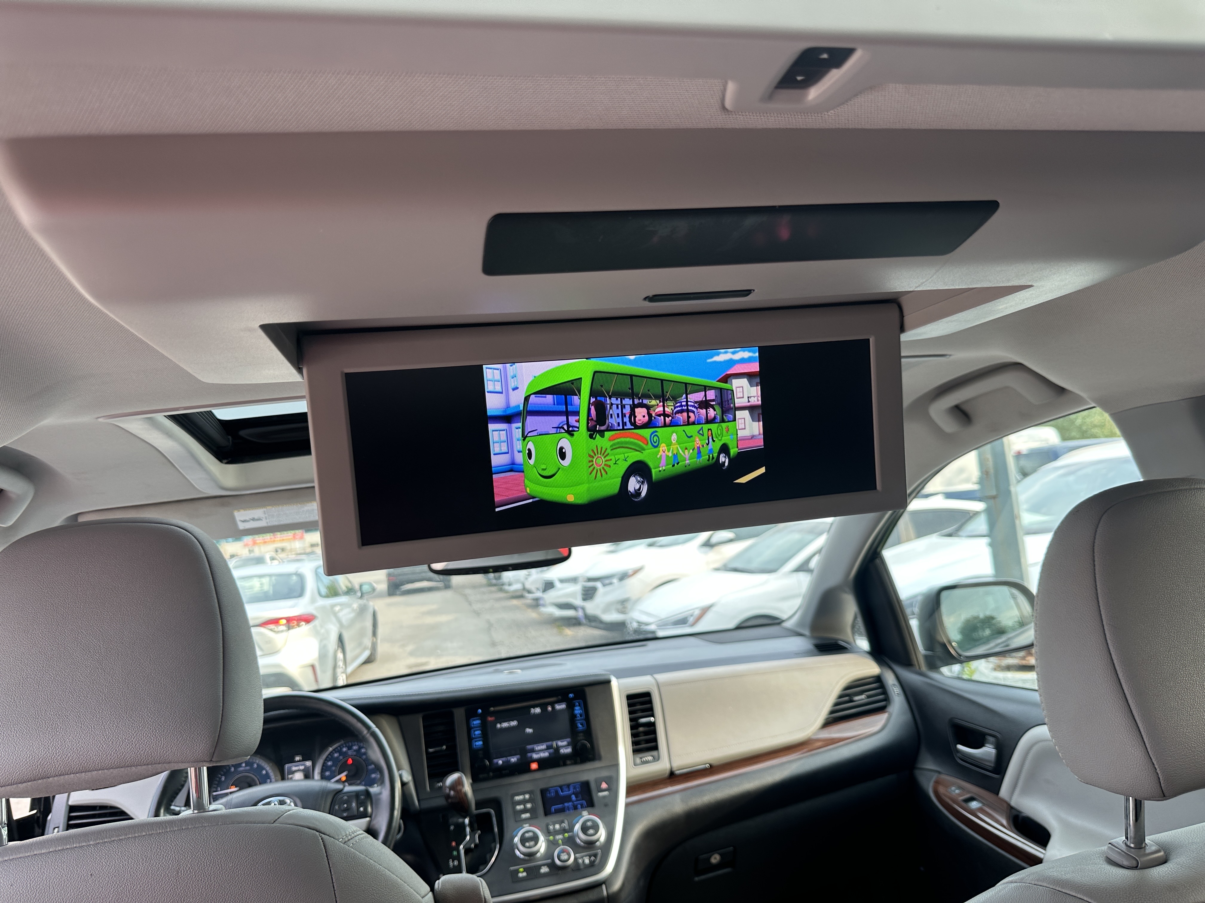 /hakimautosale/2017-Toyota-Sienna-6241426007851665.jpg