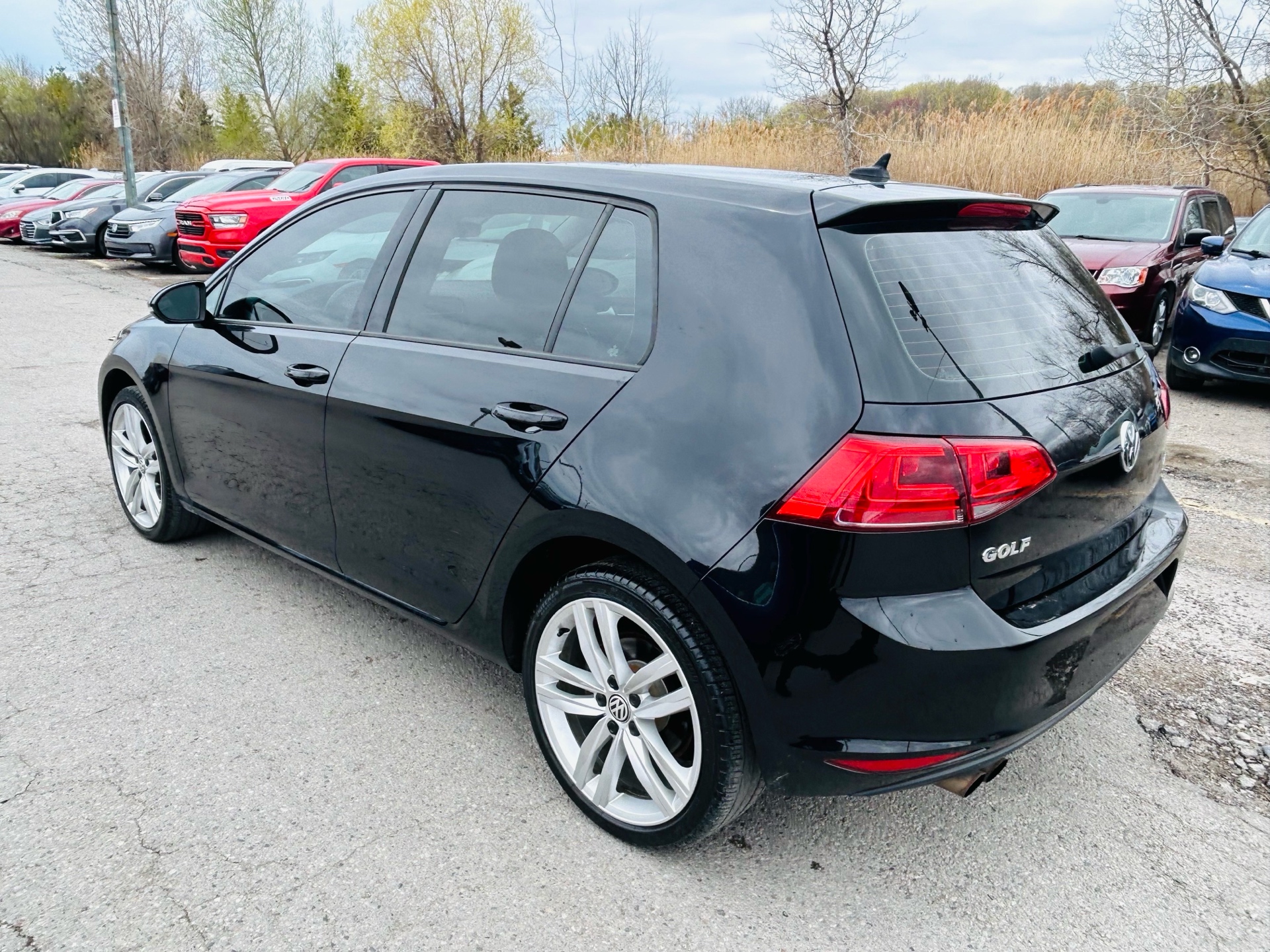 /hakimautosale/2017-Volkswagen-Golf-2950688786329905.jpg