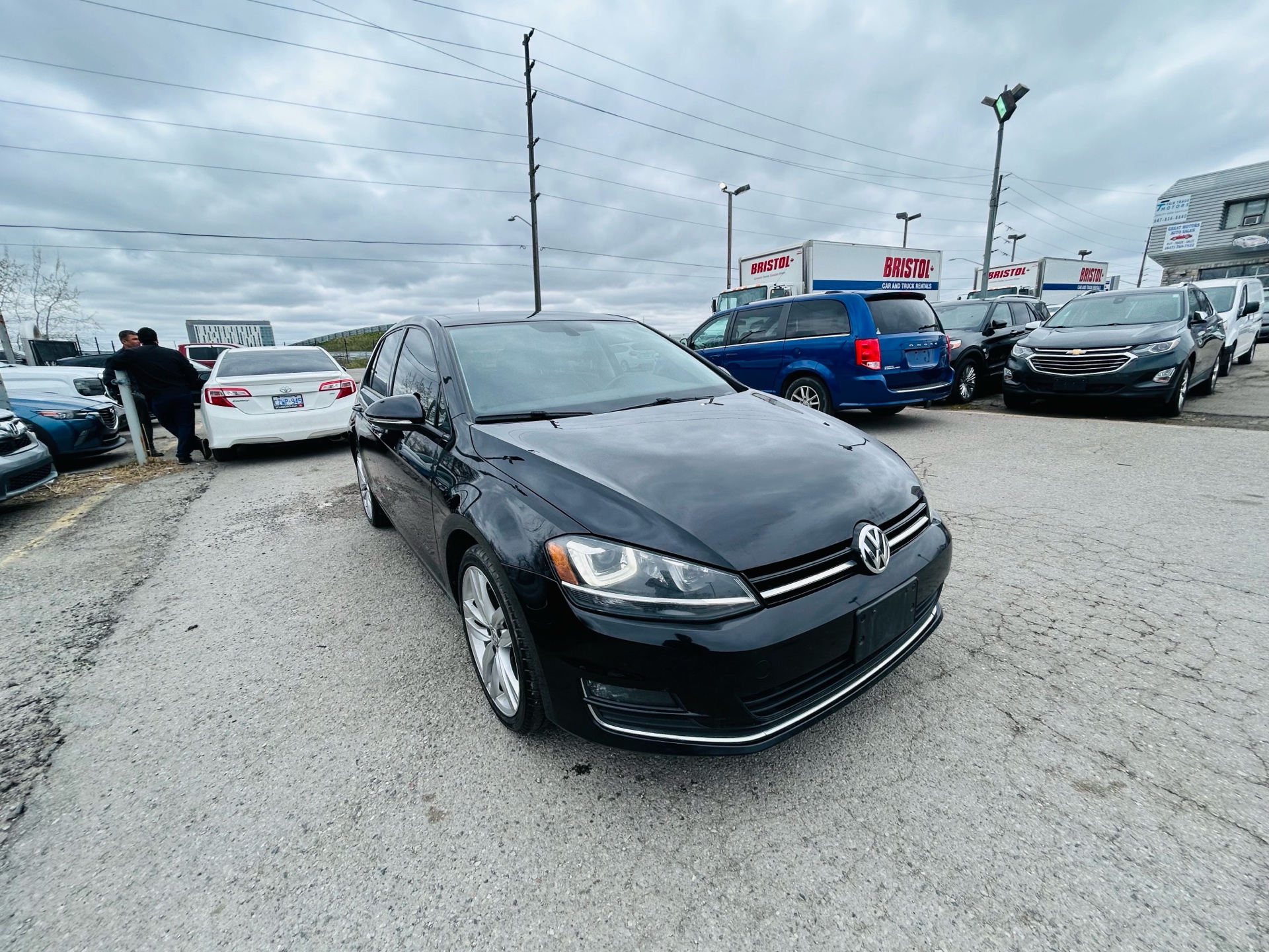 /hakimautosale/2017-Volkswagen-Golf-9005401040137908.jpg